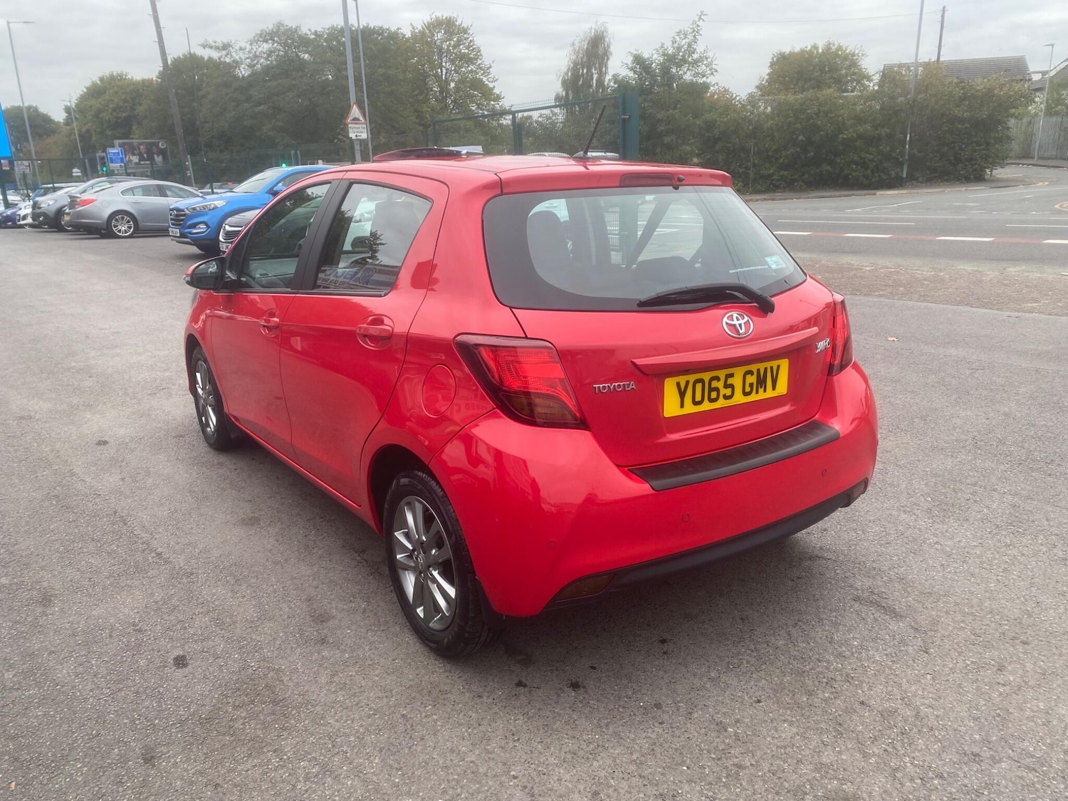 Used Toyota Yaris 2015 for sale - 76550633: Photo 27