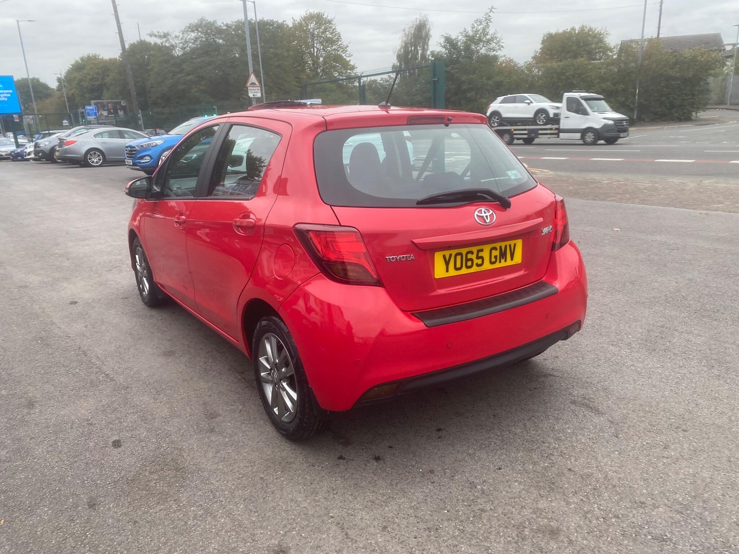 Used Toyota Yaris 2015 for sale - 76550633: Photo 32