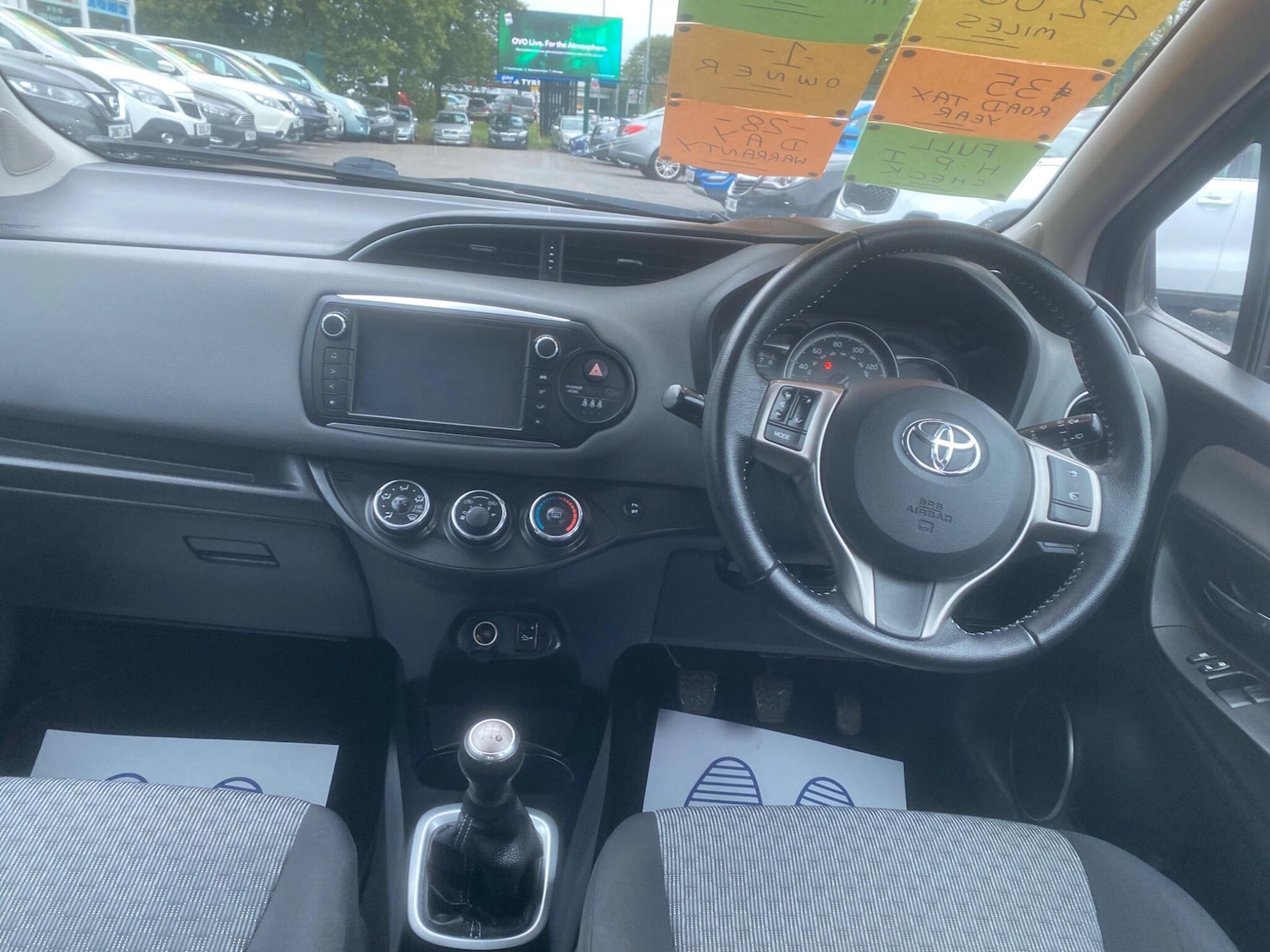 Used Toyota Yaris 2015 for sale - 76550633: Photo 45