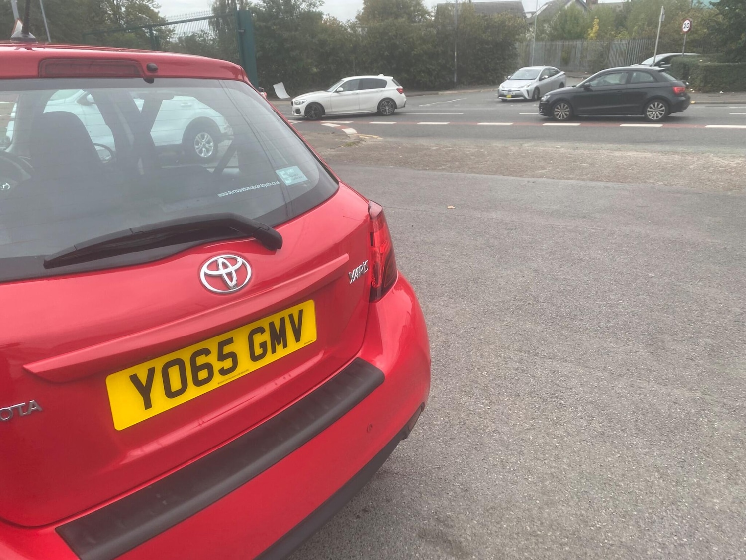 Used Toyota Yaris 2015 for sale - 76550633: Photo 71