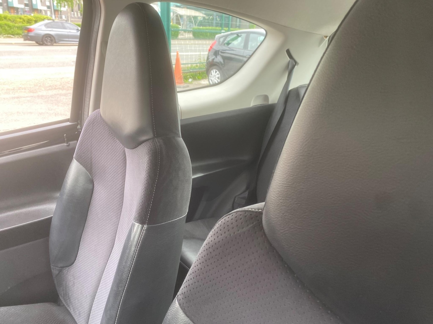 Used Toyota AYGO 2012 for sale - 76991134: Photo 10