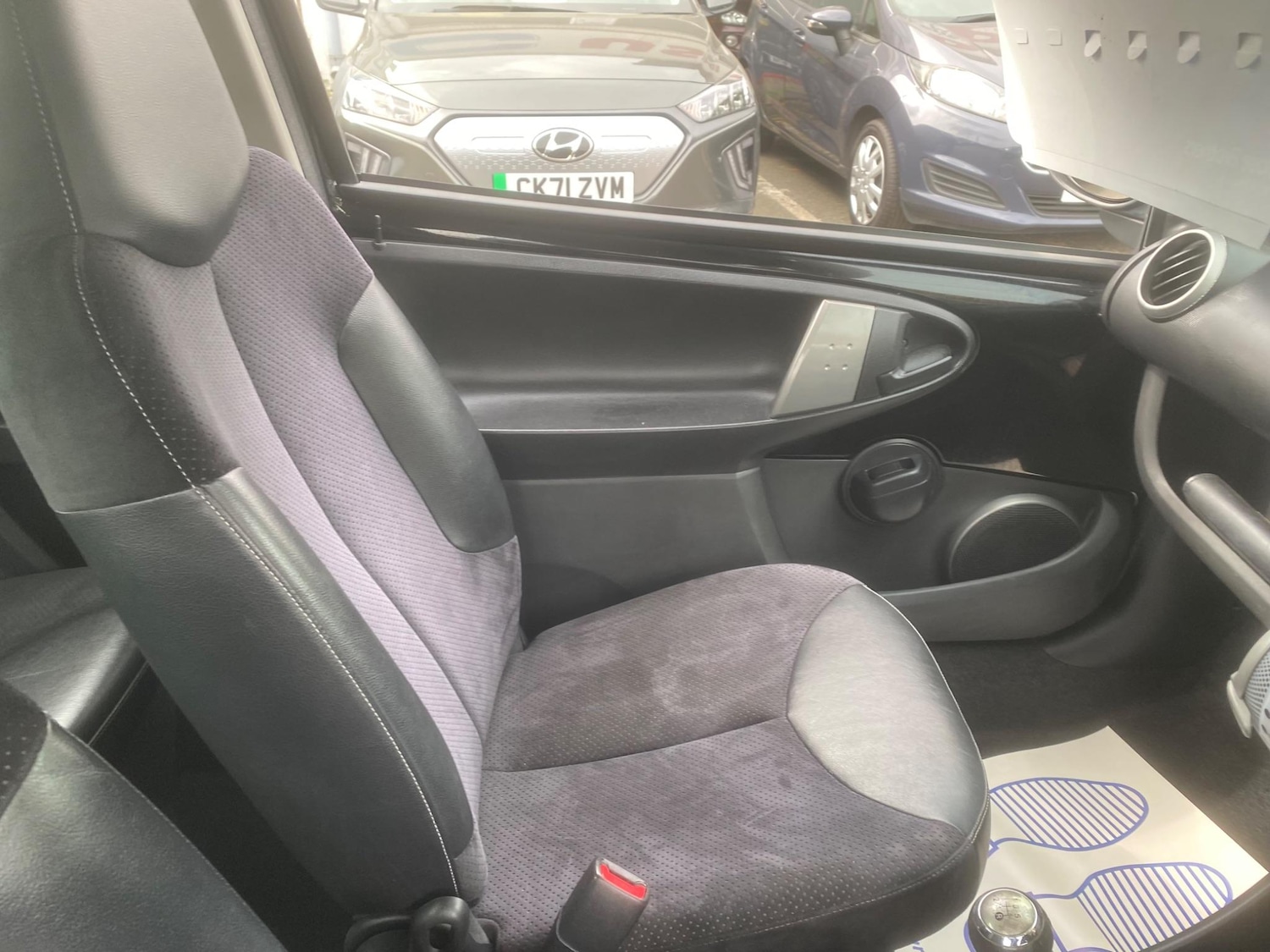 Used Toyota AYGO 2012 for sale - 76991134: Photo 41