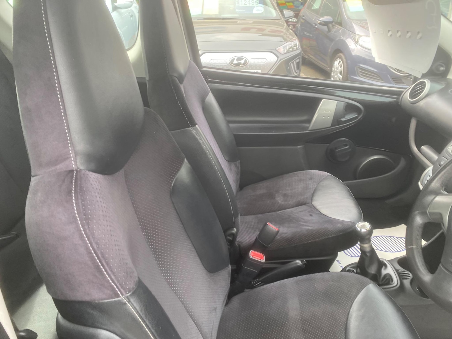 Used Toyota AYGO 2012 for sale - 76991134: Photo 43