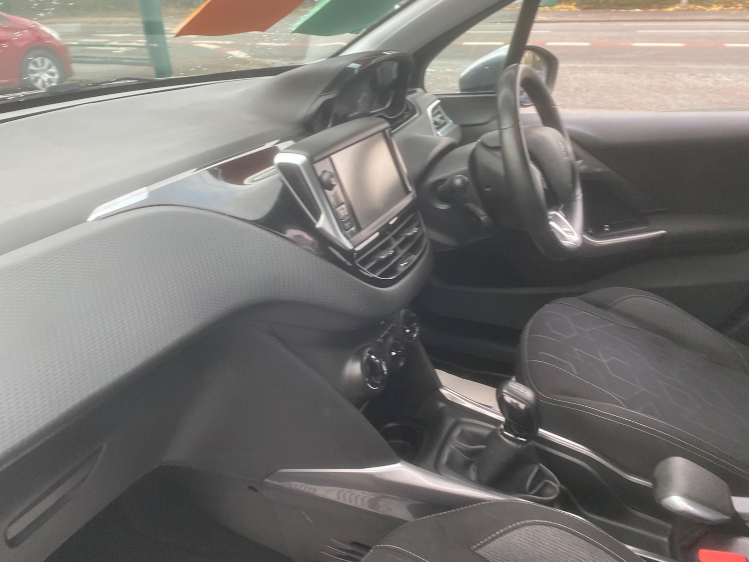 Used Peugeot 2008 2016 for sale - 76990418: Photo 18