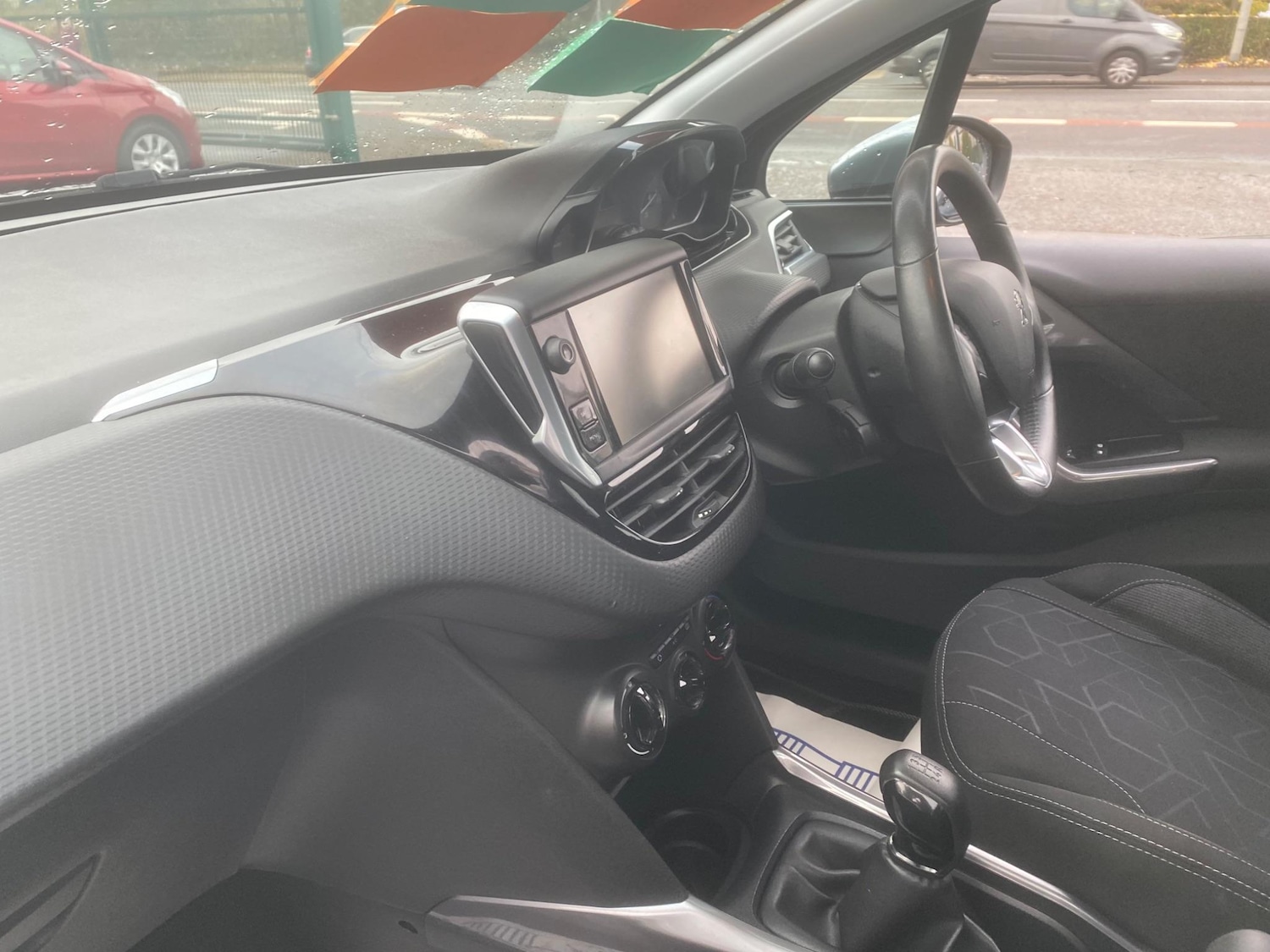 Used Peugeot 2008 2016 for sale - 76990418: Photo 19