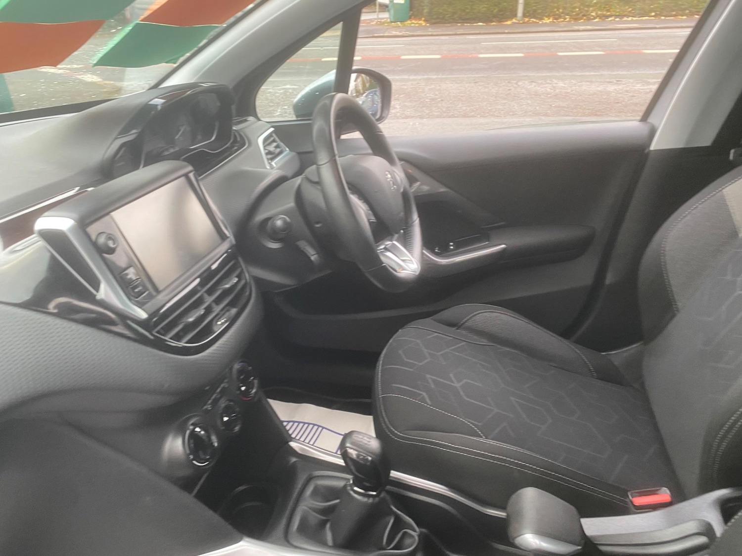 Used Peugeot 2008 2016 for sale - 76990418: Photo 20