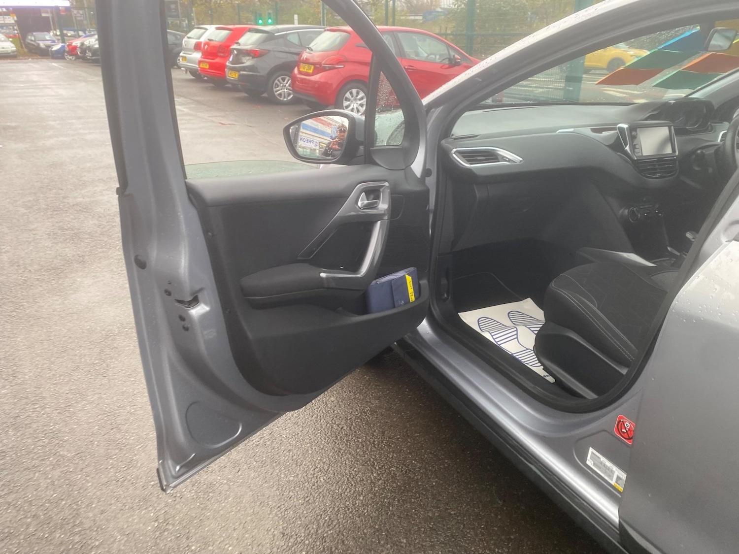 Used Peugeot 2008 2016 for sale - 76990418: Photo 24