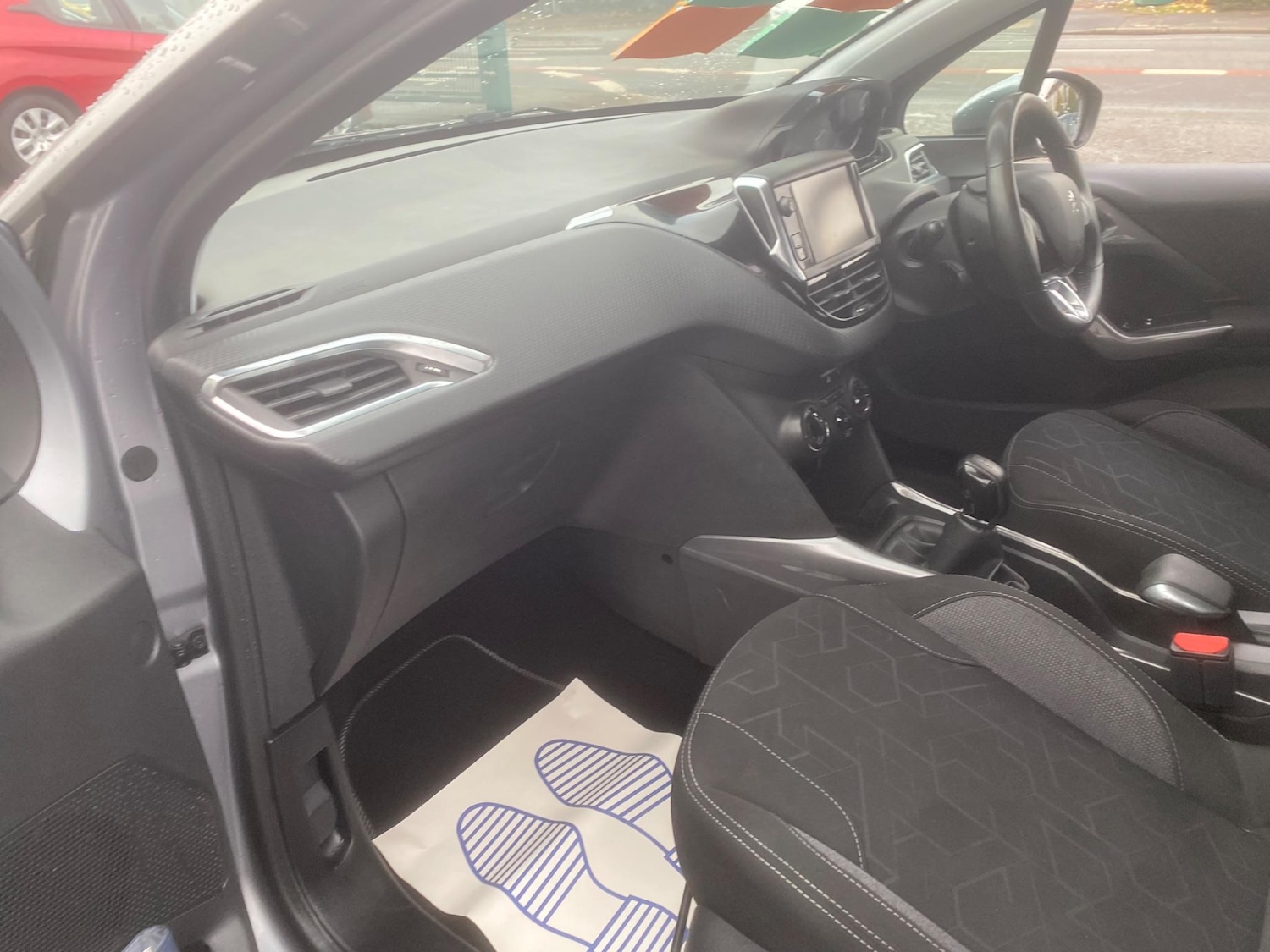 Used Peugeot 2008 2016 for sale - 76990418: Photo 26