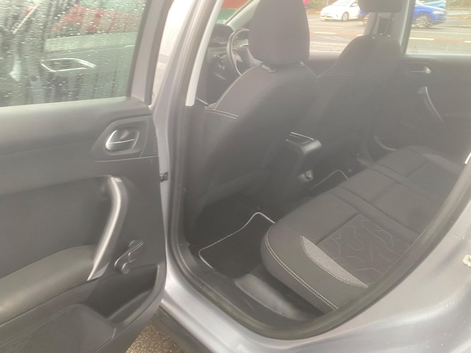 Used Peugeot 2008 2016 for sale - 76990418: Photo 31