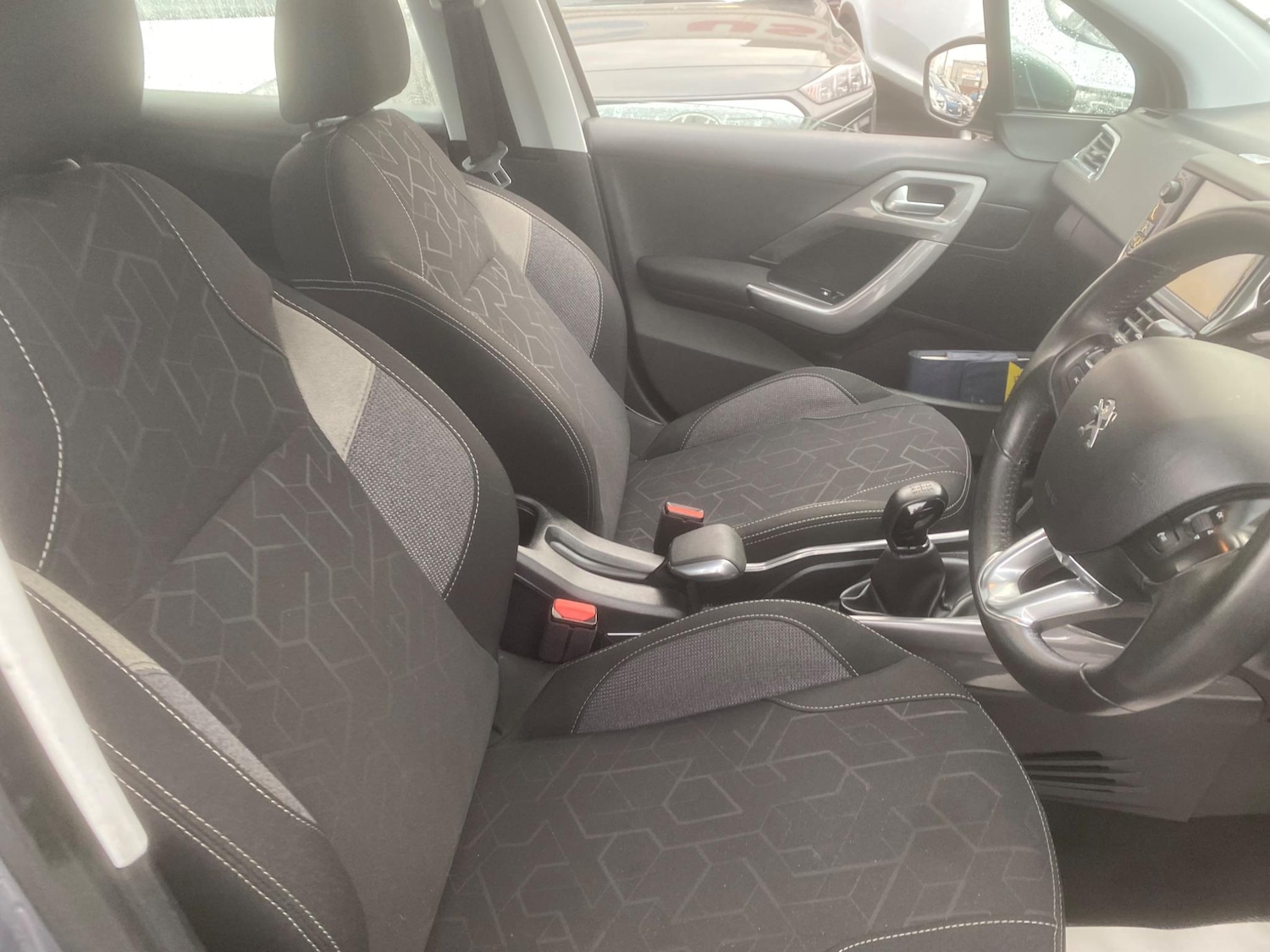 Used Peugeot 2008 2016 for sale - 76990418: Photo 67