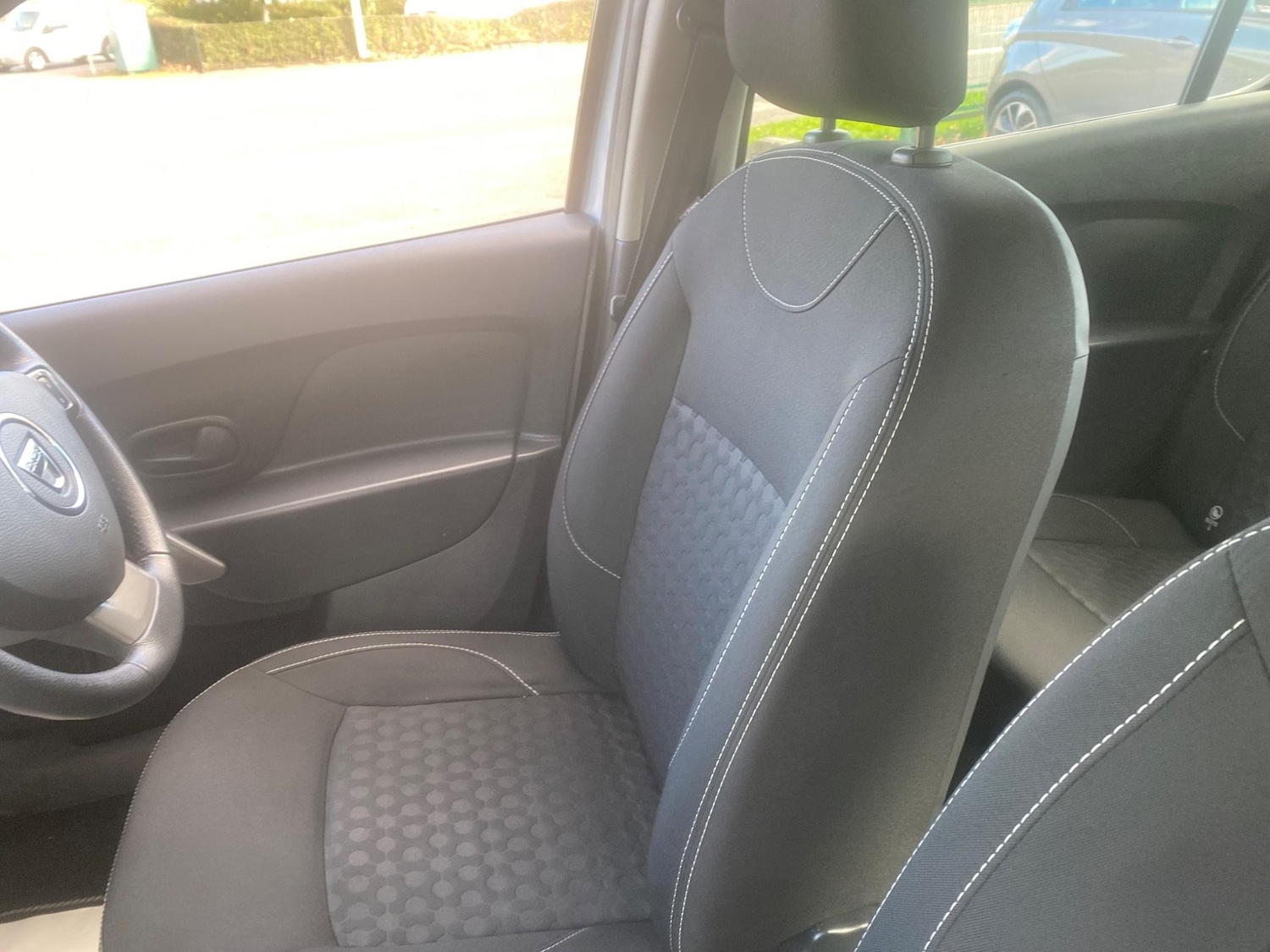 Used Dacia Sandero for sale - 76550566: Photo 15