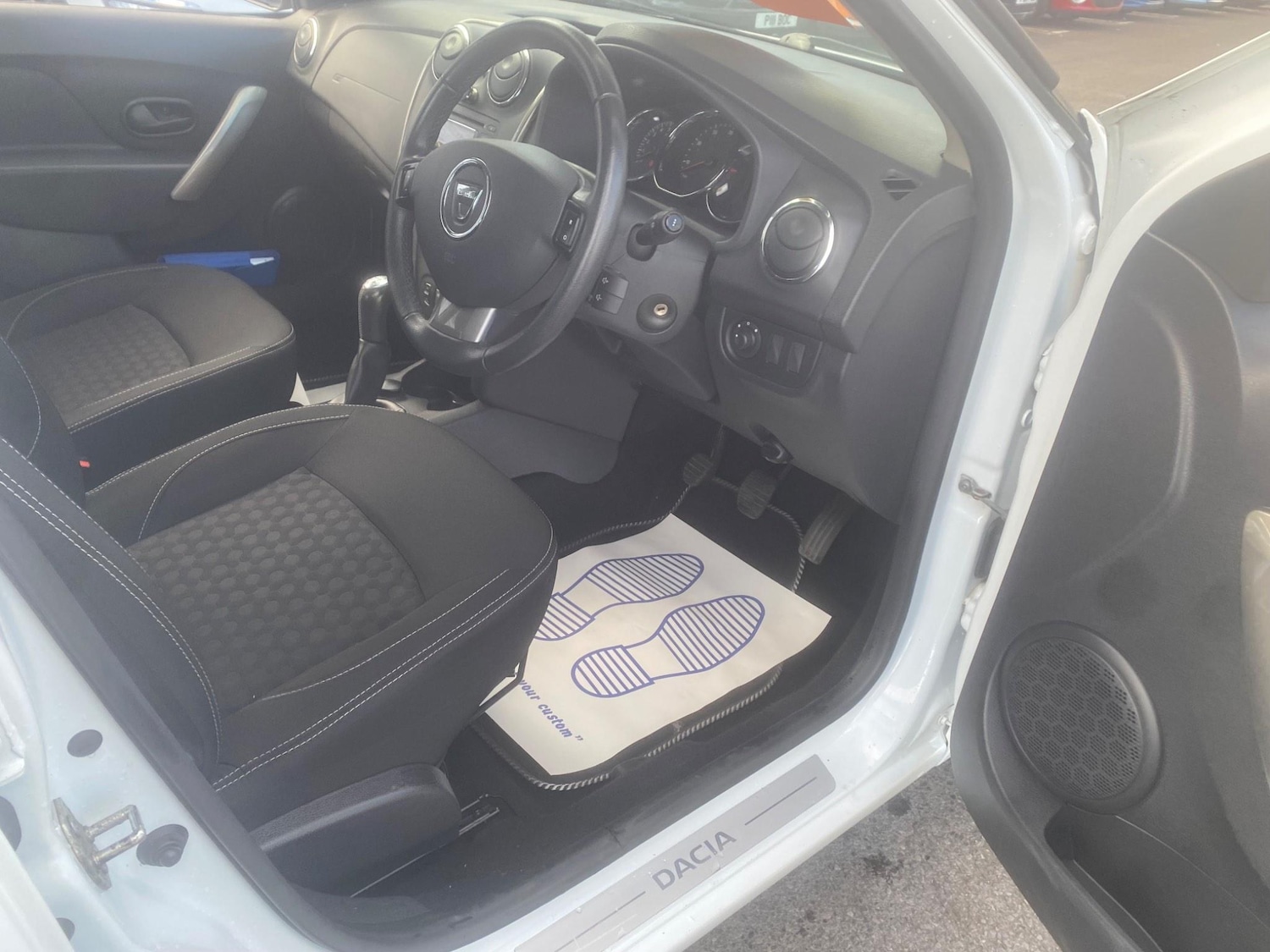 Used Dacia Sandero for sale - 76550566: Photo 67