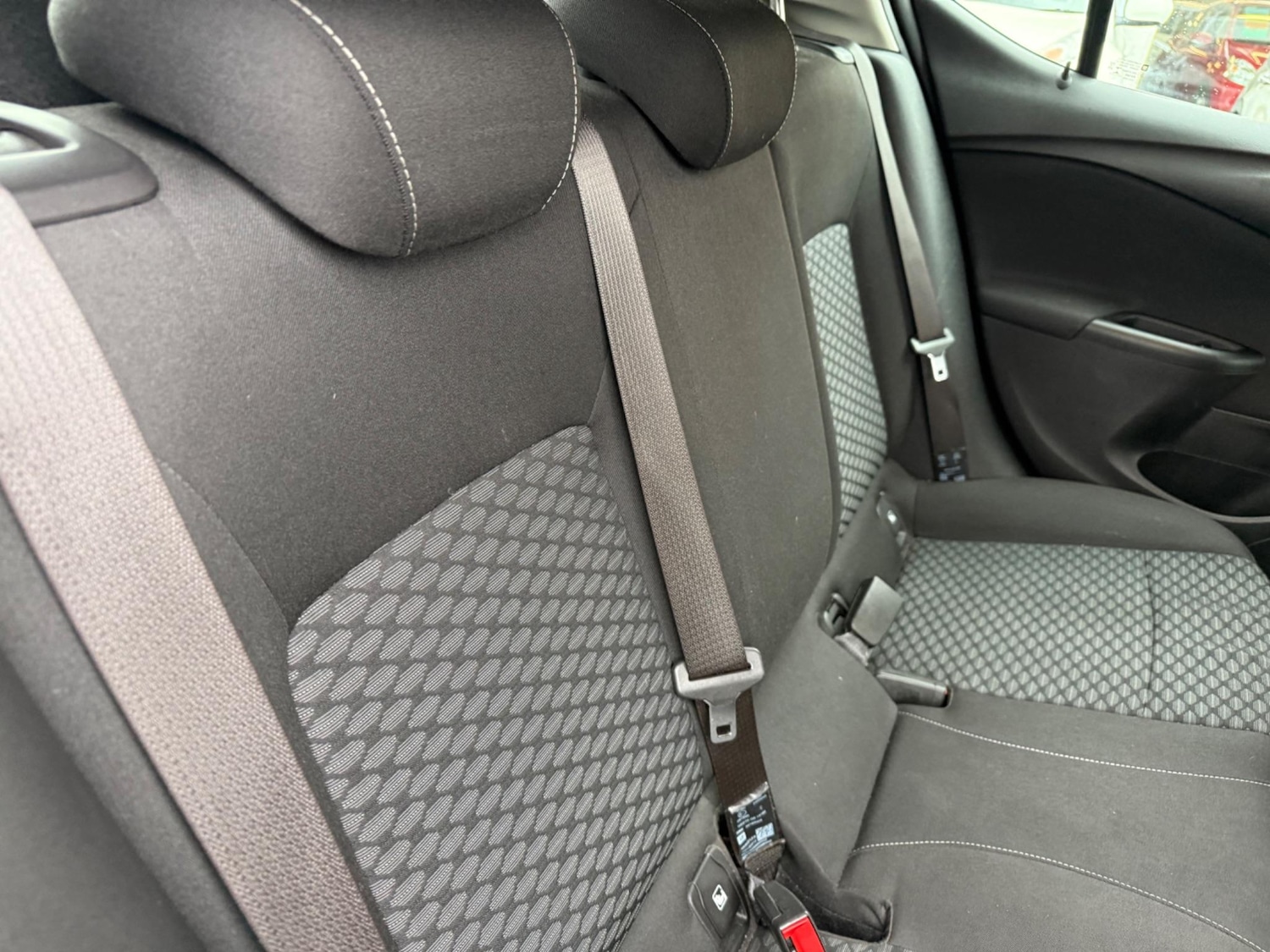 Used Vauxhall Astra 2018 for sale - 76550479: Photo 14