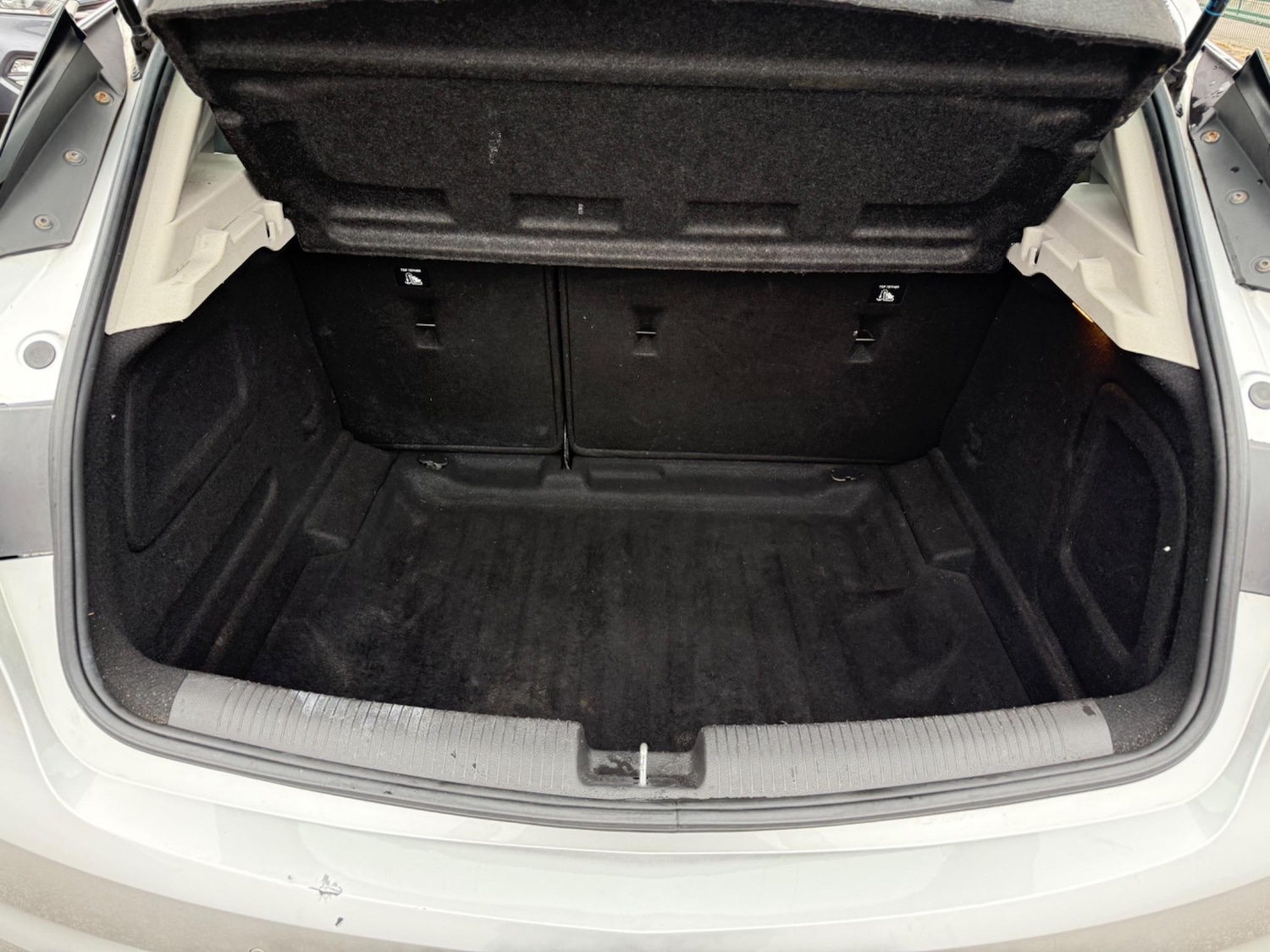 Used Vauxhall Astra 2018 for sale - 76550479: Photo 18