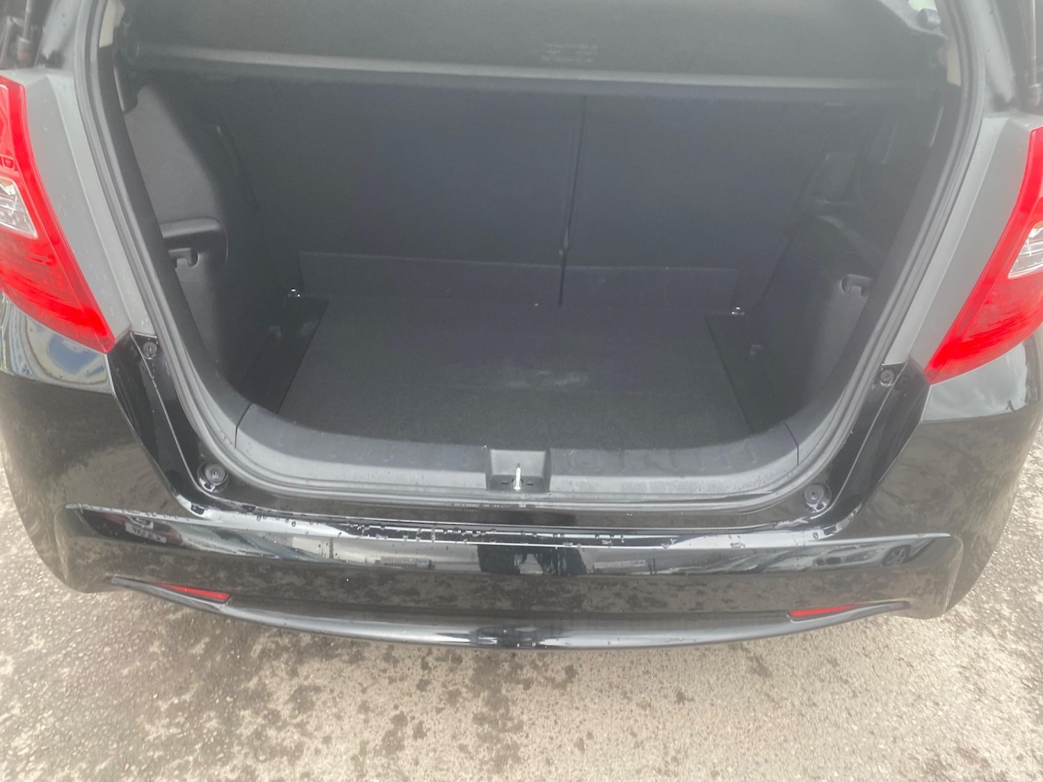 Used Honda Jazz 2013 for sale - 76550063: Photo 33