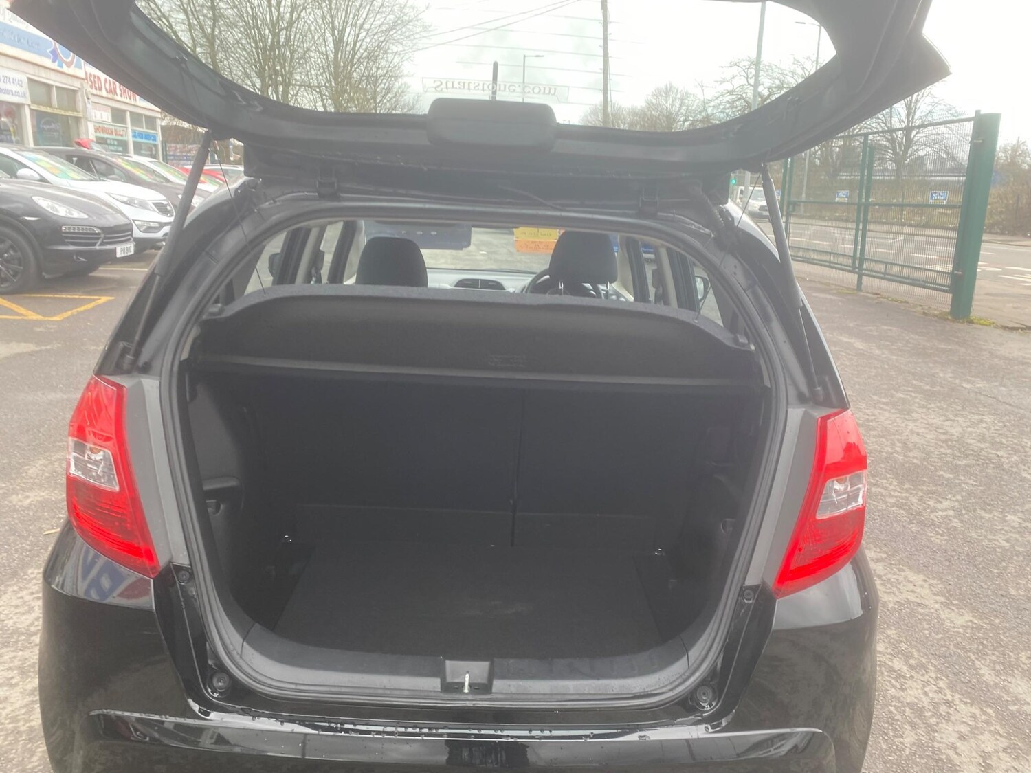 Used Honda Jazz 2013 for sale - 76550063: Photo 37