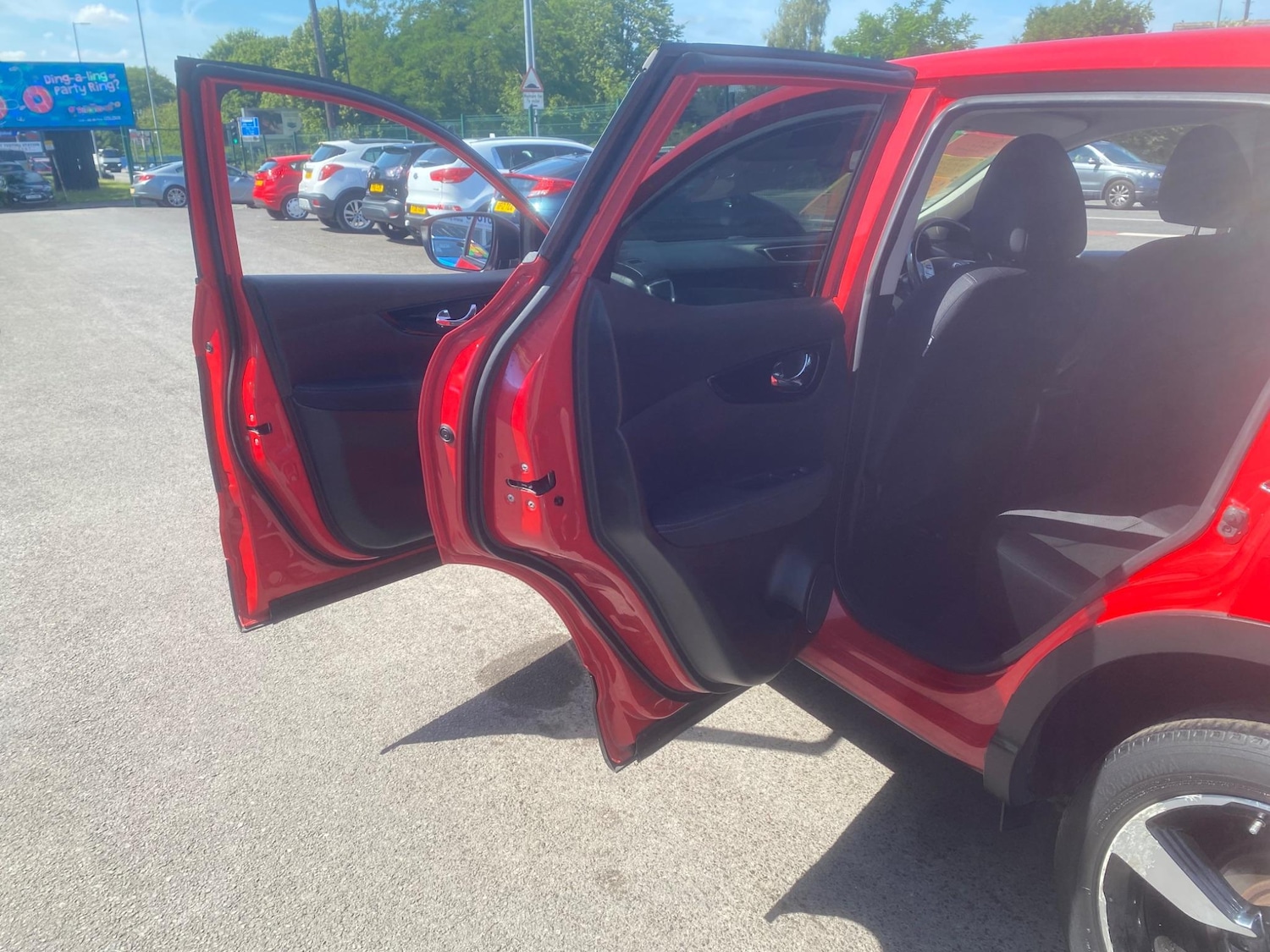 Used Nissan Qashqai 2016 for sale - 76987823: Photo 30