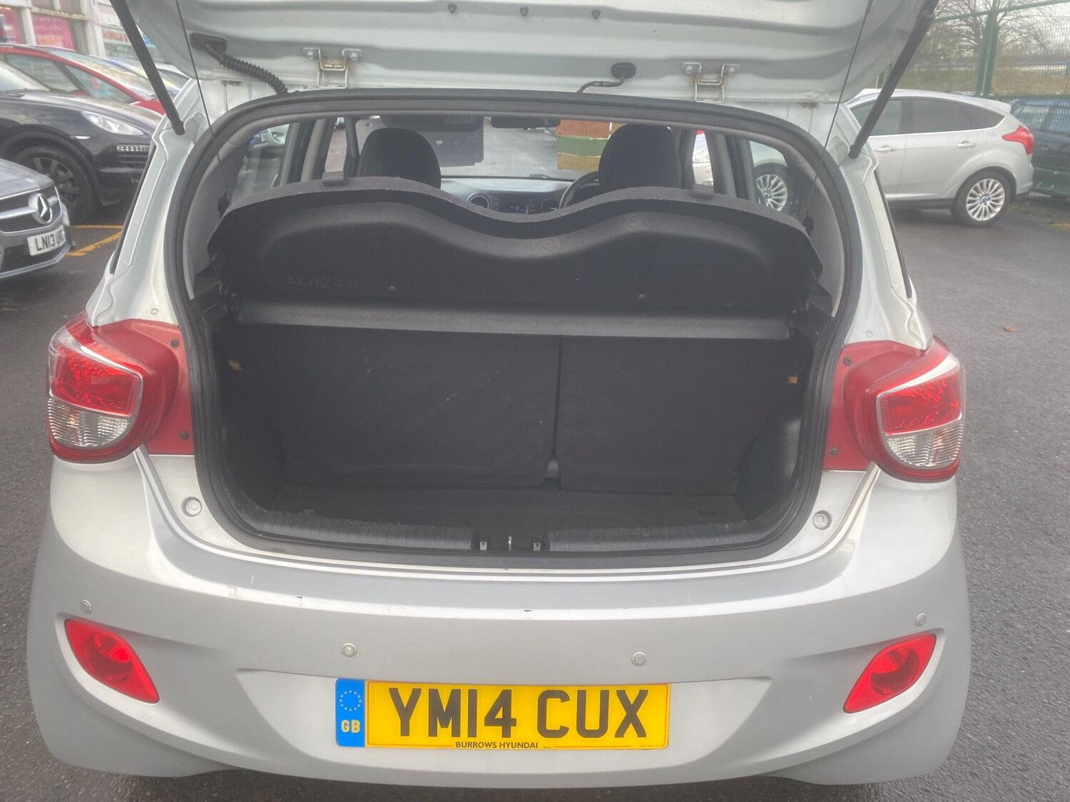 Used Hyundai i10 2014 for sale - 76772040: Photo 35