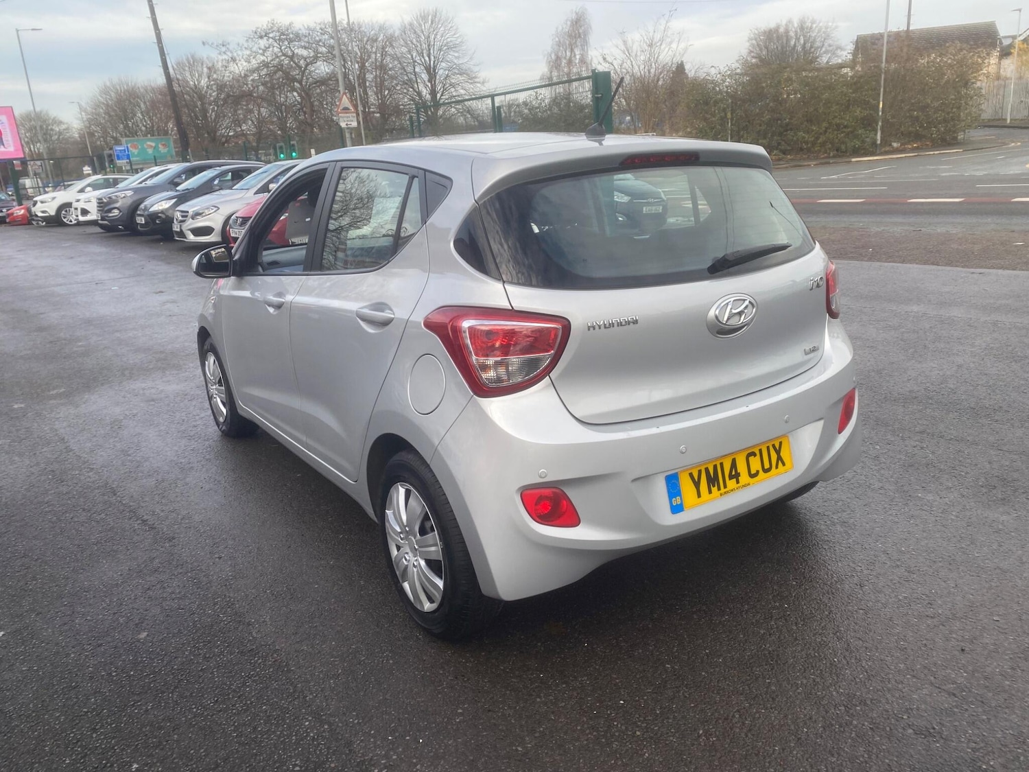 Used Hyundai i10 2014 for sale - 76772040: Photo 4