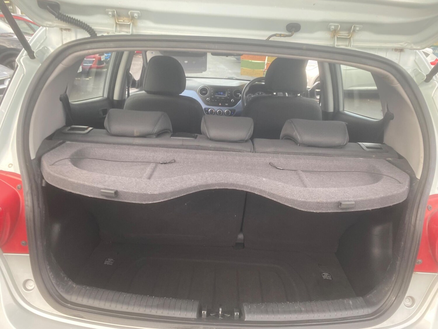 Used Hyundai i10 2014 for sale - 76772040: Photo 46