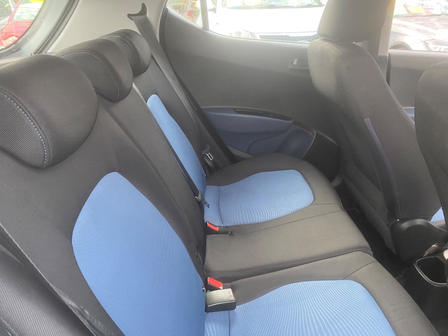 Used Hyundai i10 2014 for sale - 76772040: Photo 49
