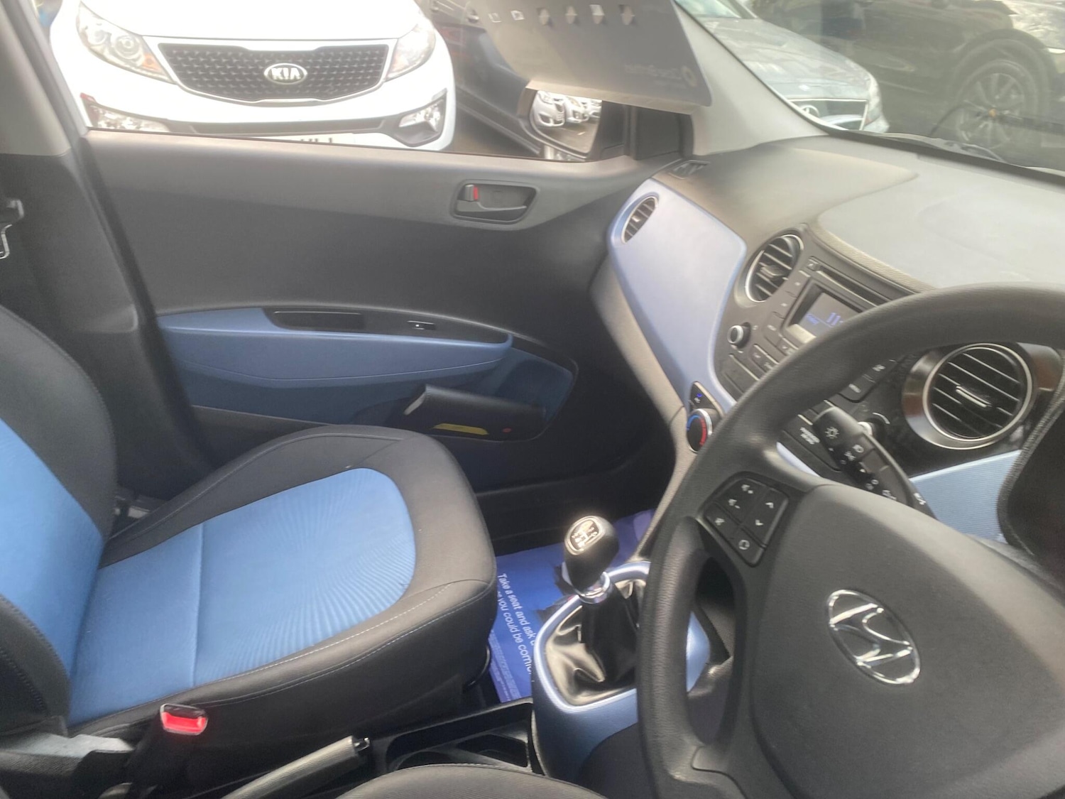 Used Hyundai i10 2014 for sale - 76772040: Photo 55