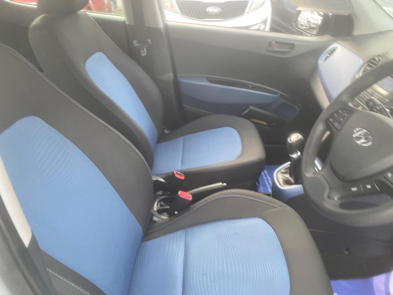 Used Hyundai i10 2014 for sale - 76772040: Photo 58