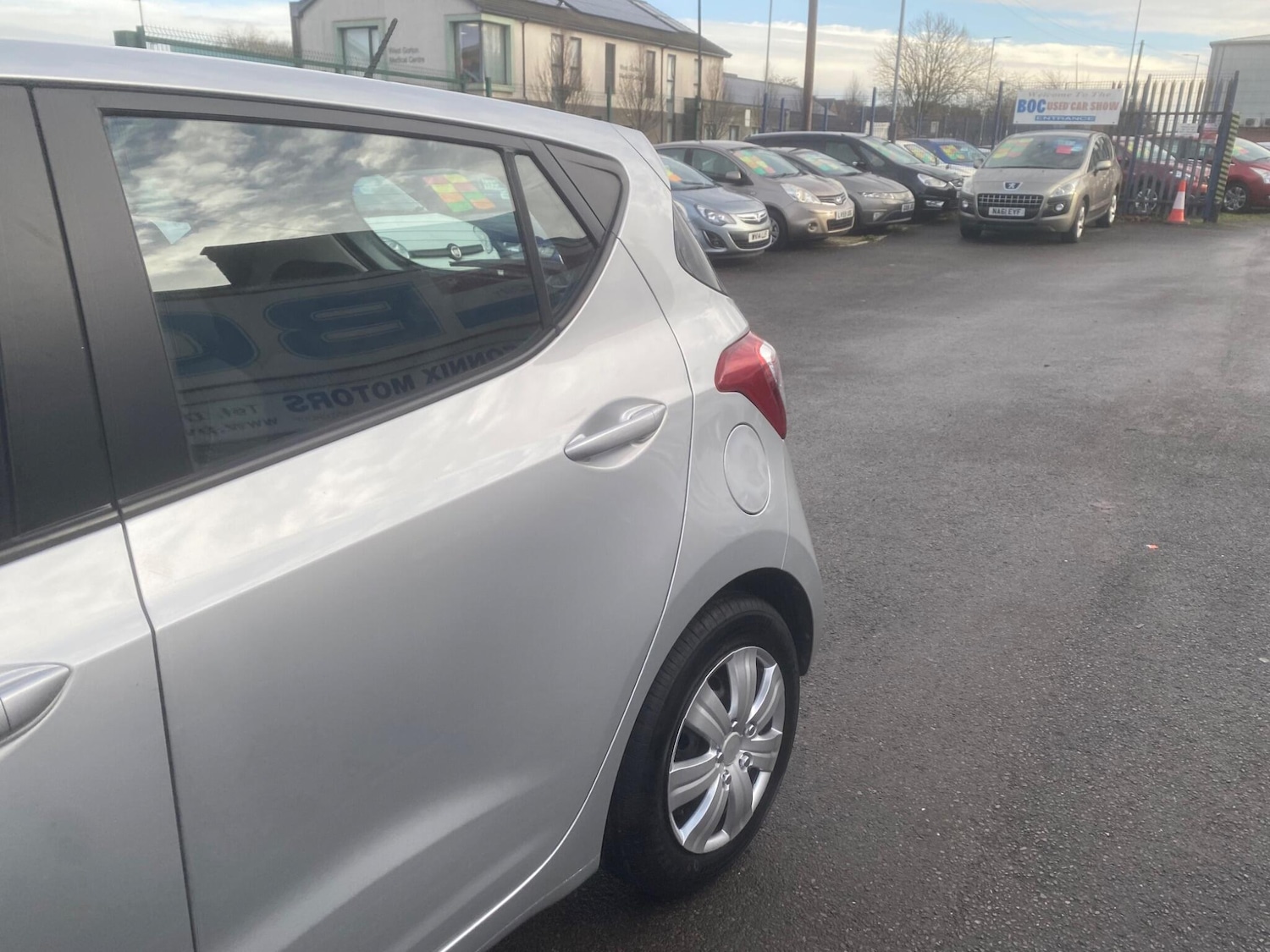 Used Hyundai i10 2014 for sale - 76772040: Photo 77