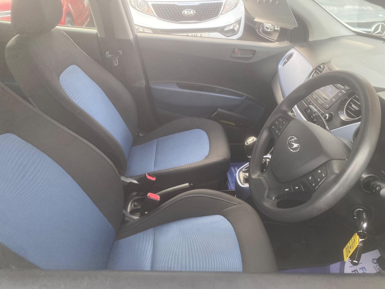 Used Hyundai i10 2014 for sale - 76772040: Photo 88