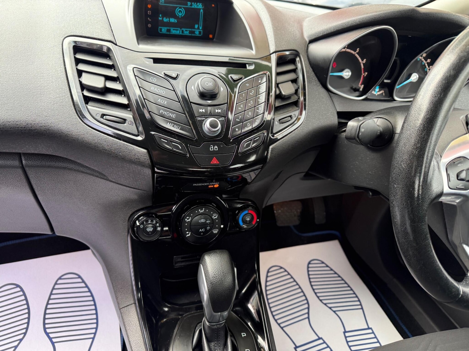 Used Ford Fiesta 2014 for sale - 76550629: Photo 30