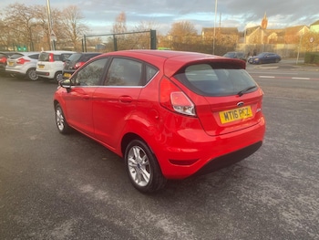 Used Ford Fiesta 2016 for sale - 76990795: Photo