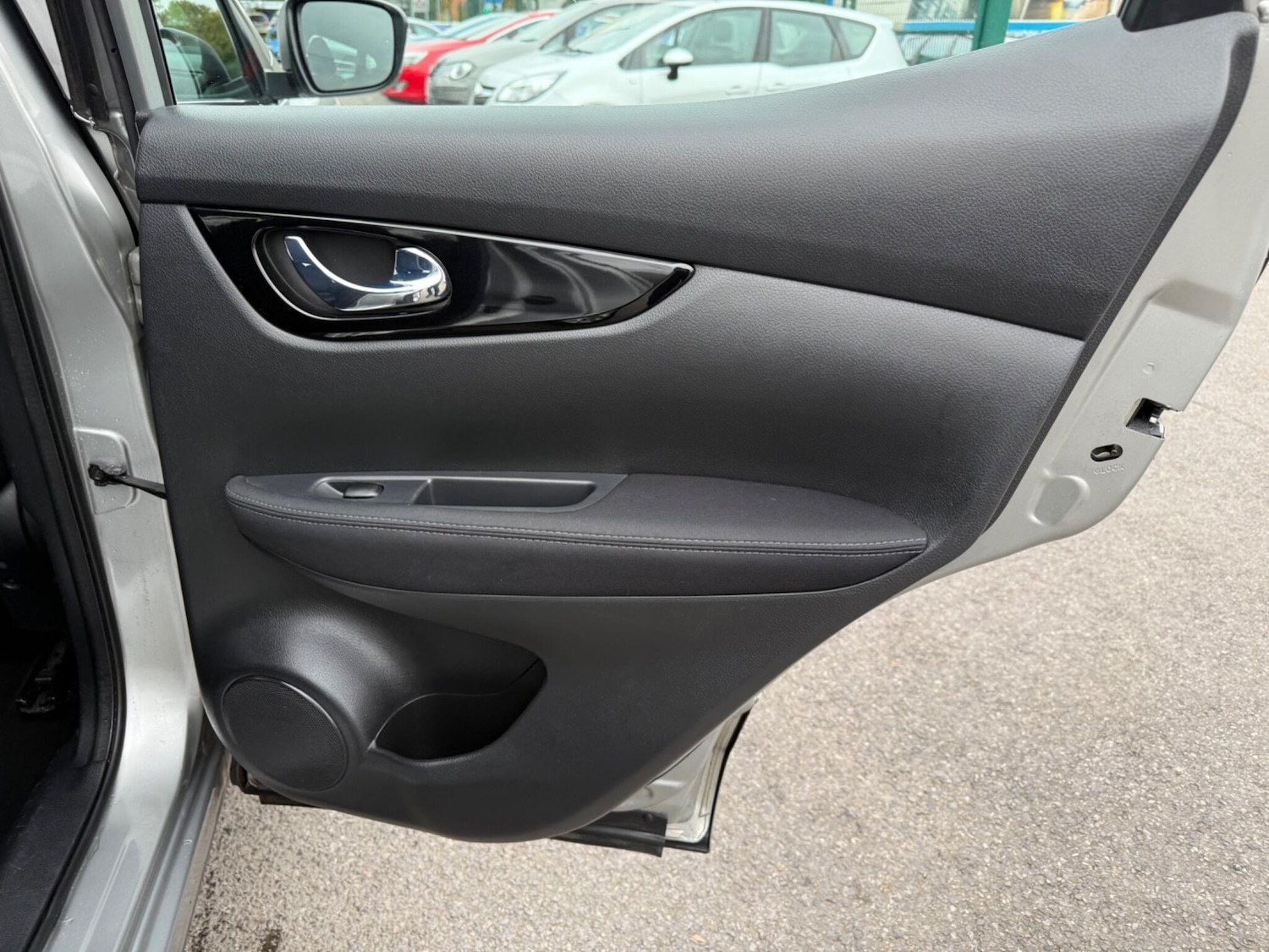 Used Nissan Qashqai for sale - 76995186: Photo 14