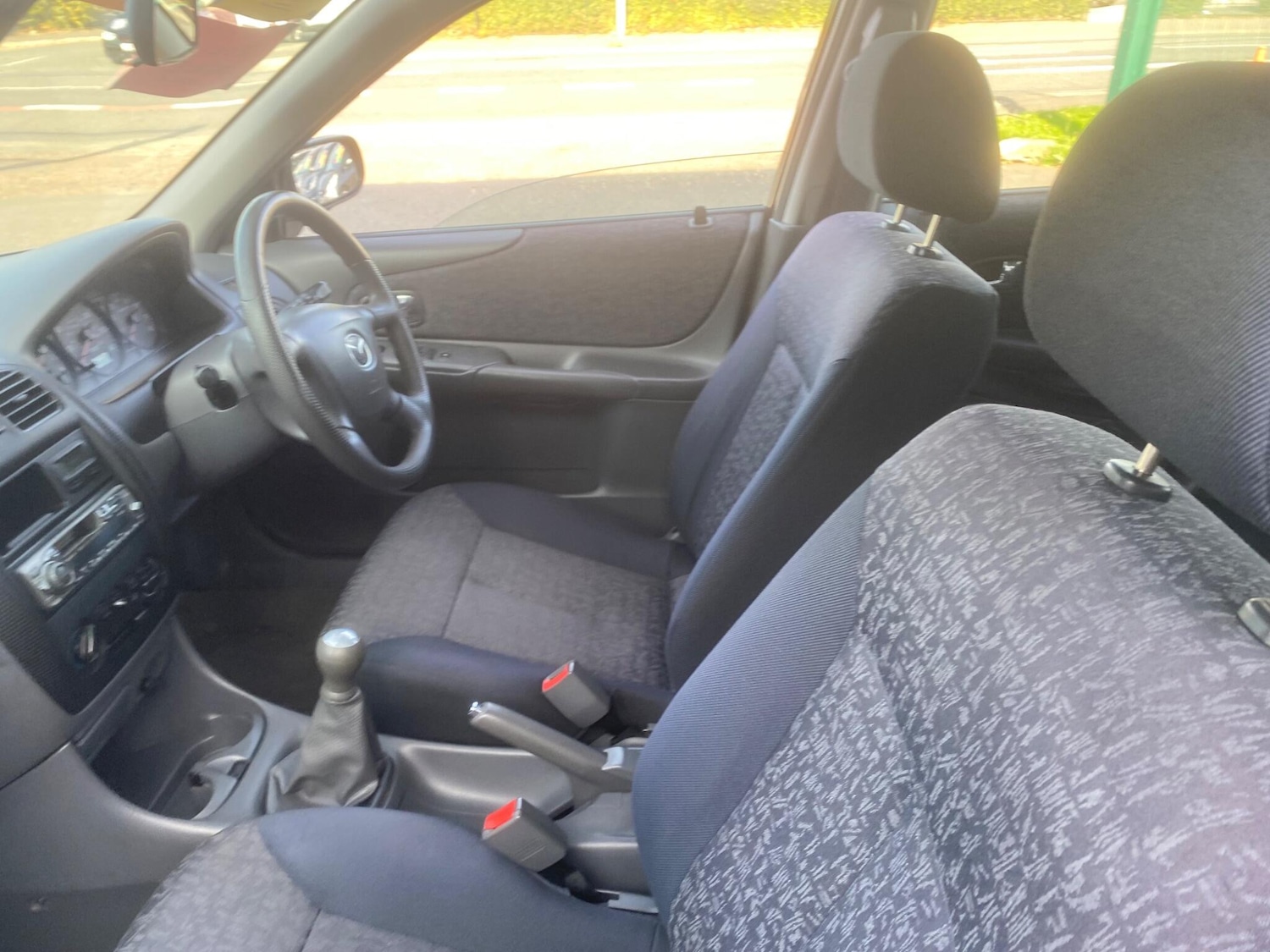 Used Mazda 323 2001 for sale - 76995977: Photo 17