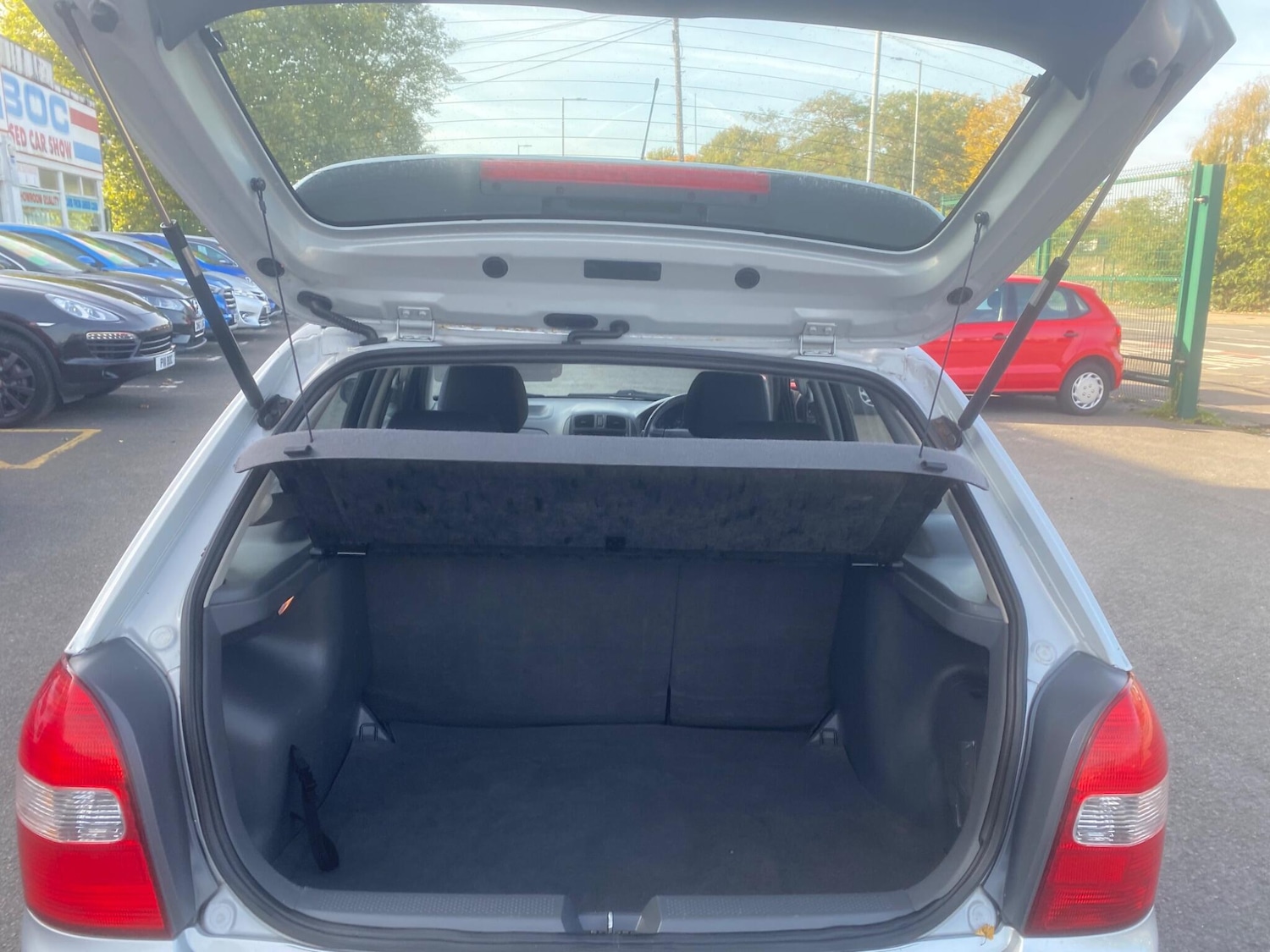 Used Mazda 323 2001 for sale - 76995977: Photo 32