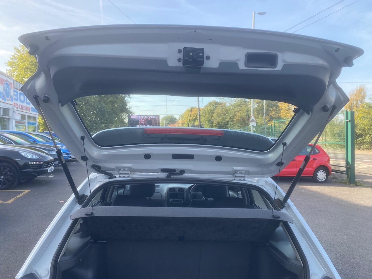 Used Mazda 323 2001 for sale - 76995977: Photo 37