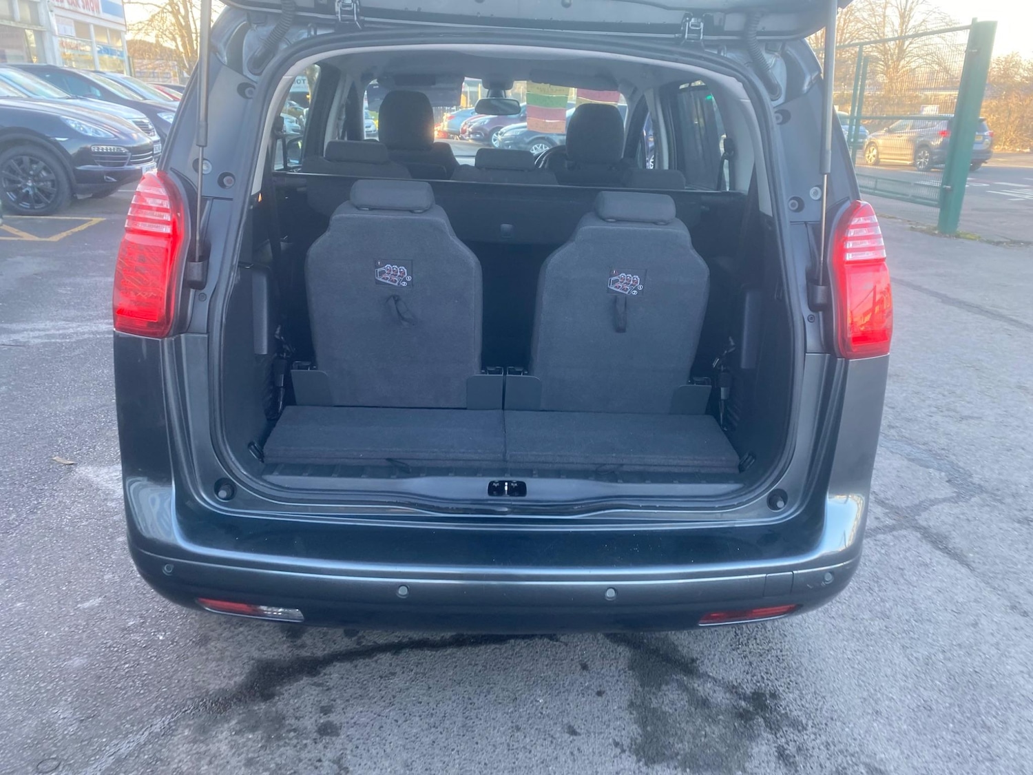 Used Peugeot 5008 2015 for sale - 76550040: Photo 35