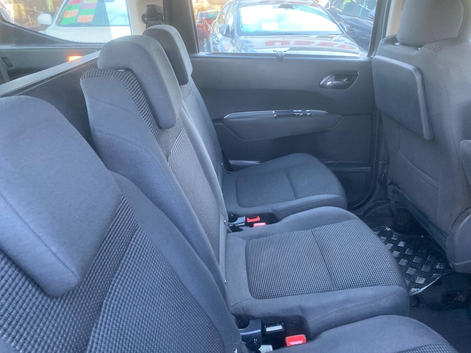 Used Peugeot 5008 2015 for sale - 76550040: Photo 44