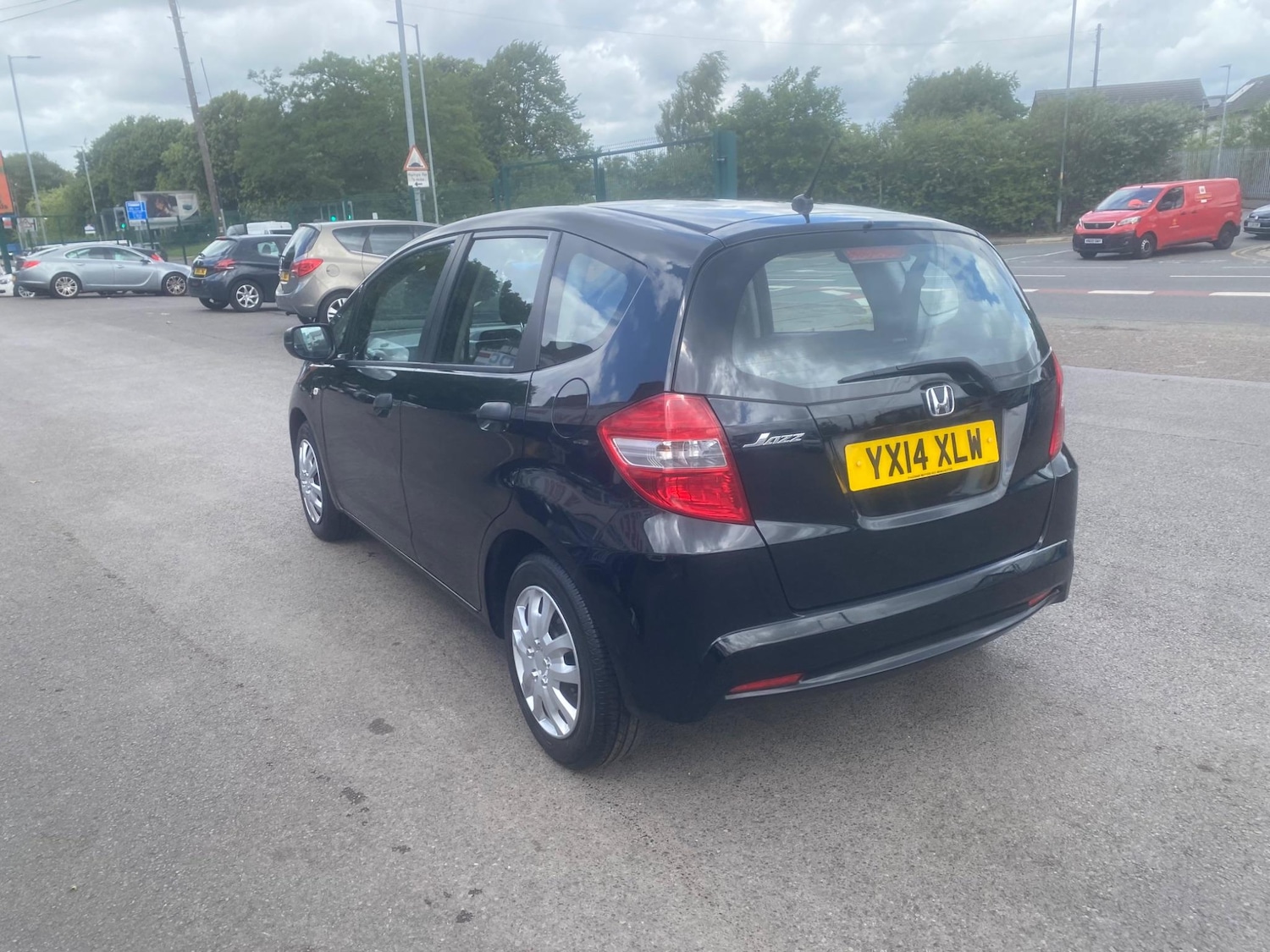 Used Honda Jazz 2014 for sale - 76549818: Photo 27