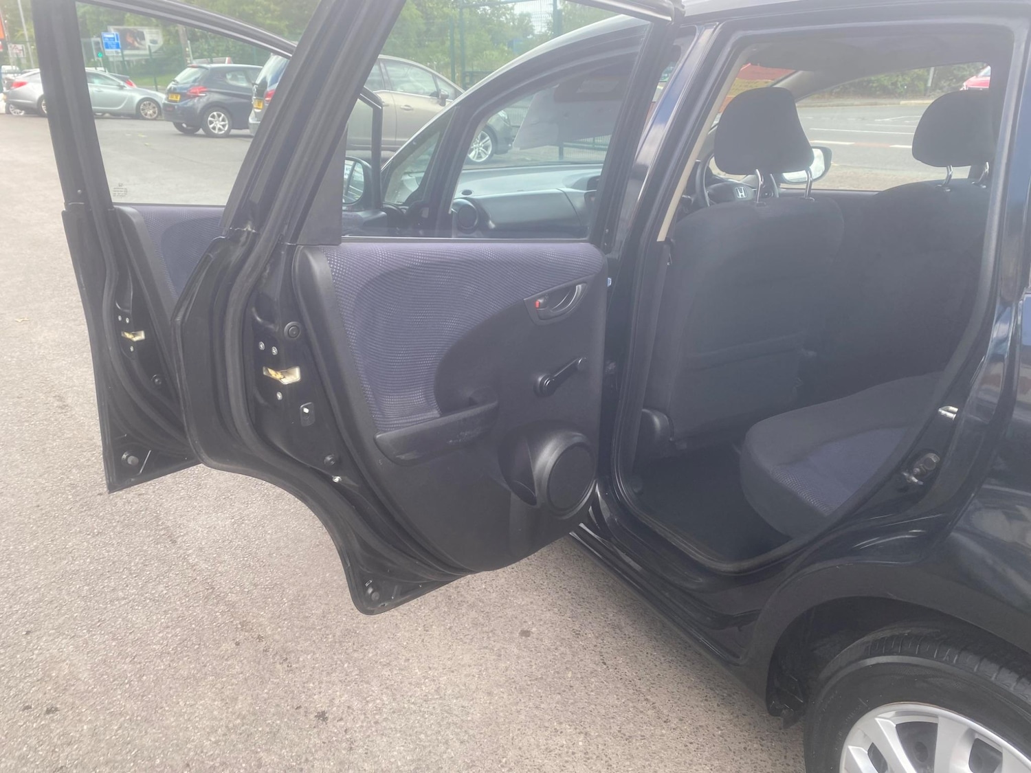 Used Honda Jazz 2014 for sale - 76549818: Photo 29