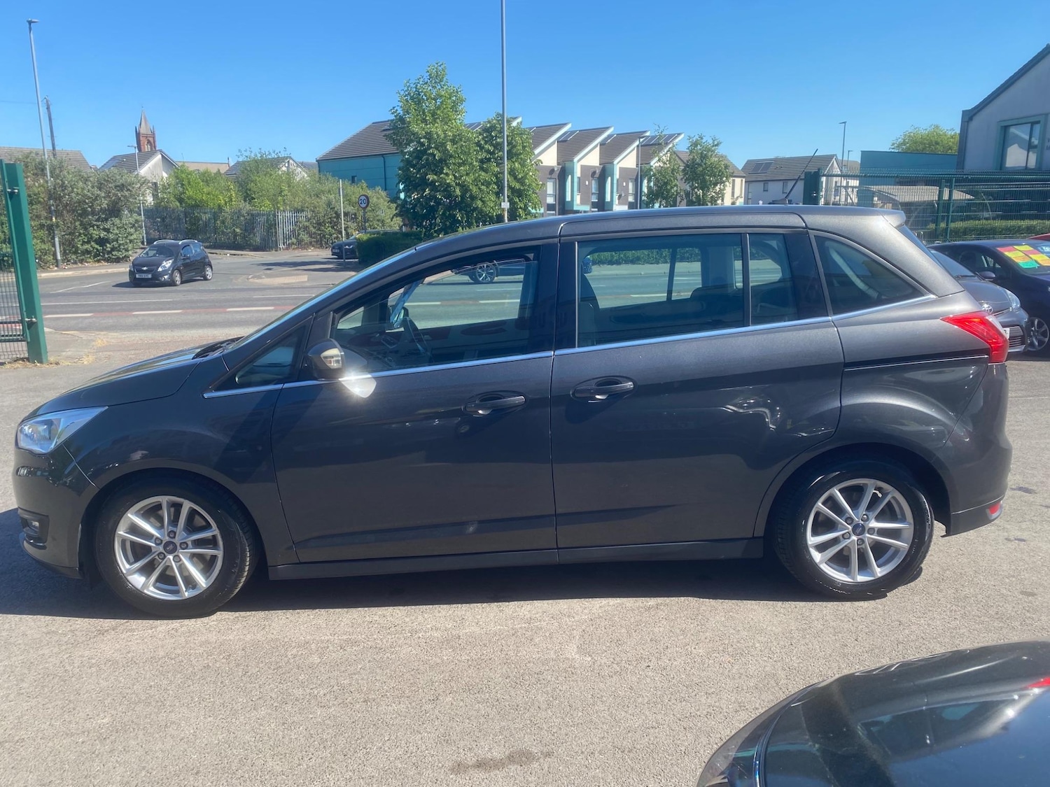 Used Ford Grand C-Max 2016 for sale - 76549381: Photo 15