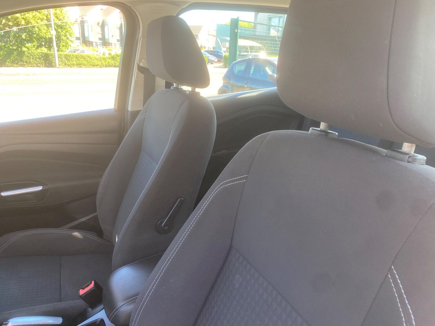 Used Ford Grand C-Max 2016 for sale - 76549381: Photo 24