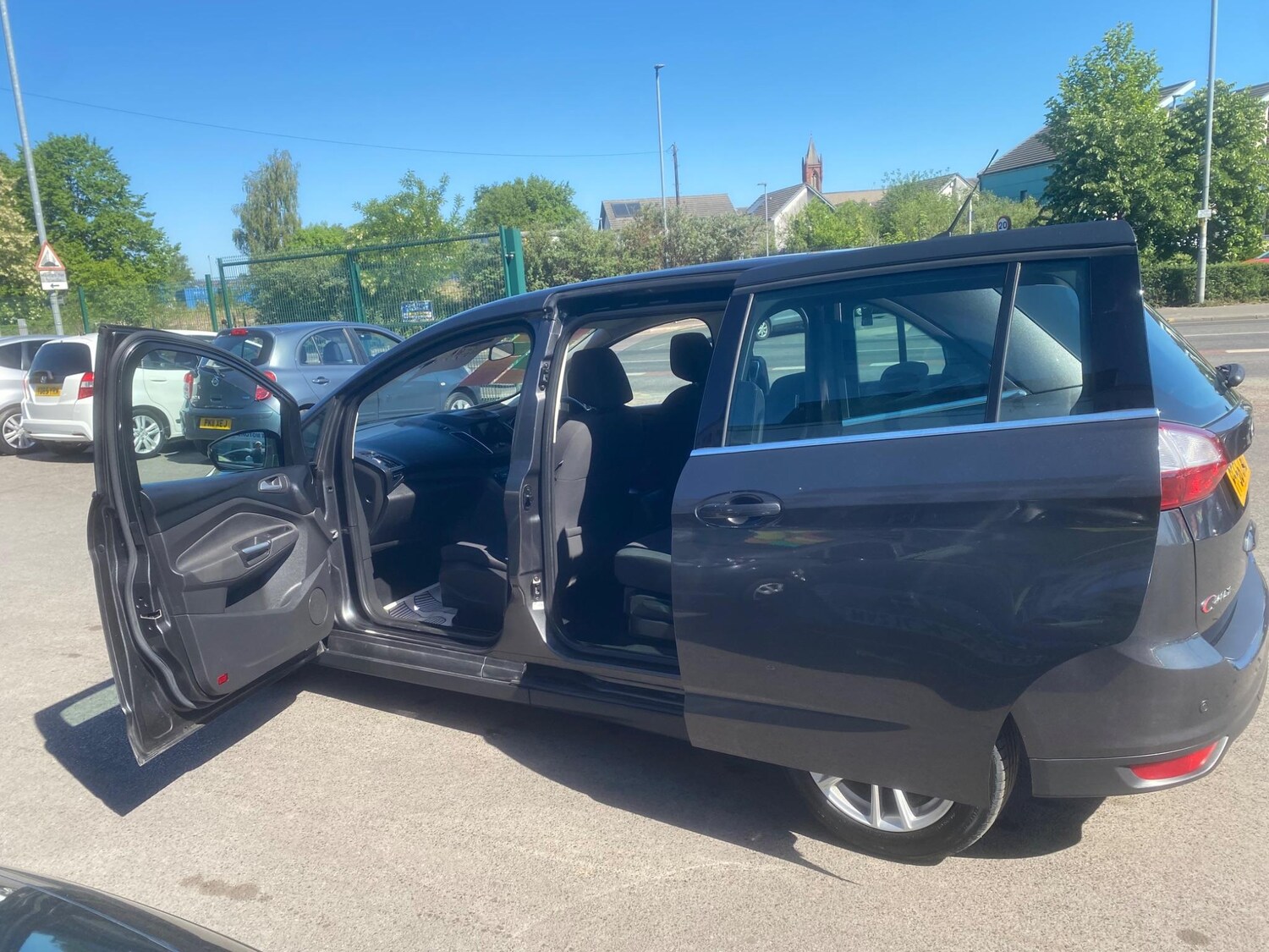 Used Ford Grand C-Max 2016 for sale - 76549381: Photo 42