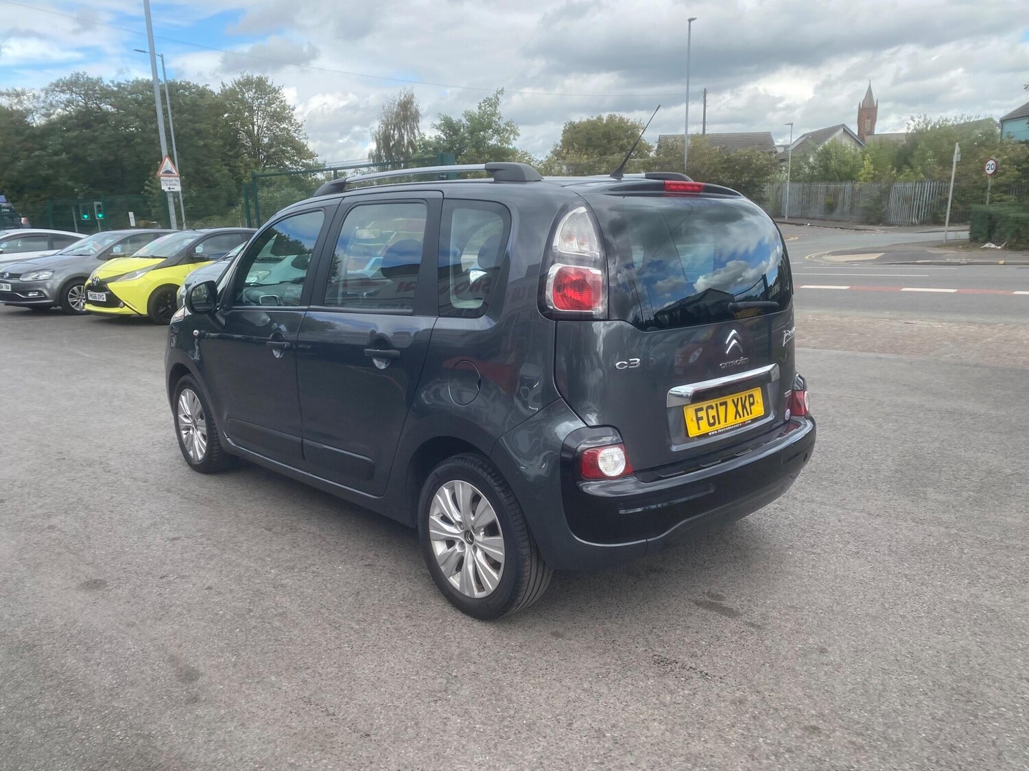 Used Citroen C3 Picasso 2017 for sale - 76549693: Photo 32