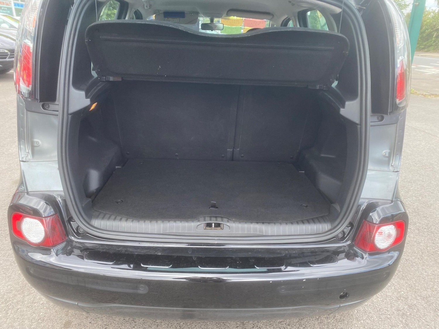 Used Citroen C3 Picasso 2017 for sale - 76549693: Photo 42