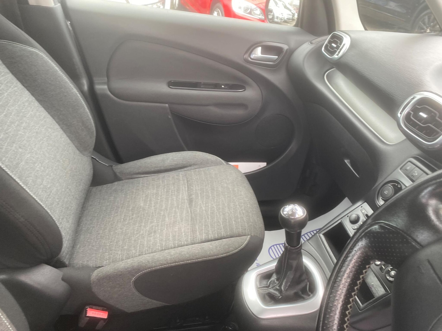 Used Citroen C3 Picasso 2017 for sale - 76549693: Photo 59