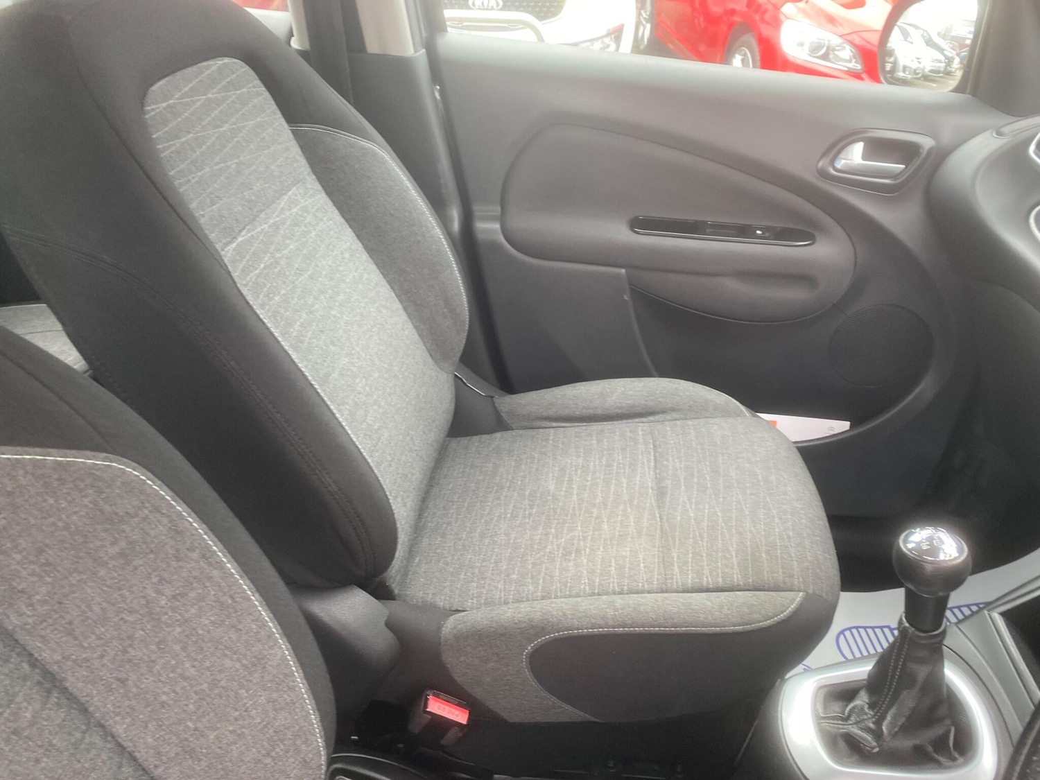 Used Citroen C3 Picasso 2017 for sale - 76549693: Photo 60