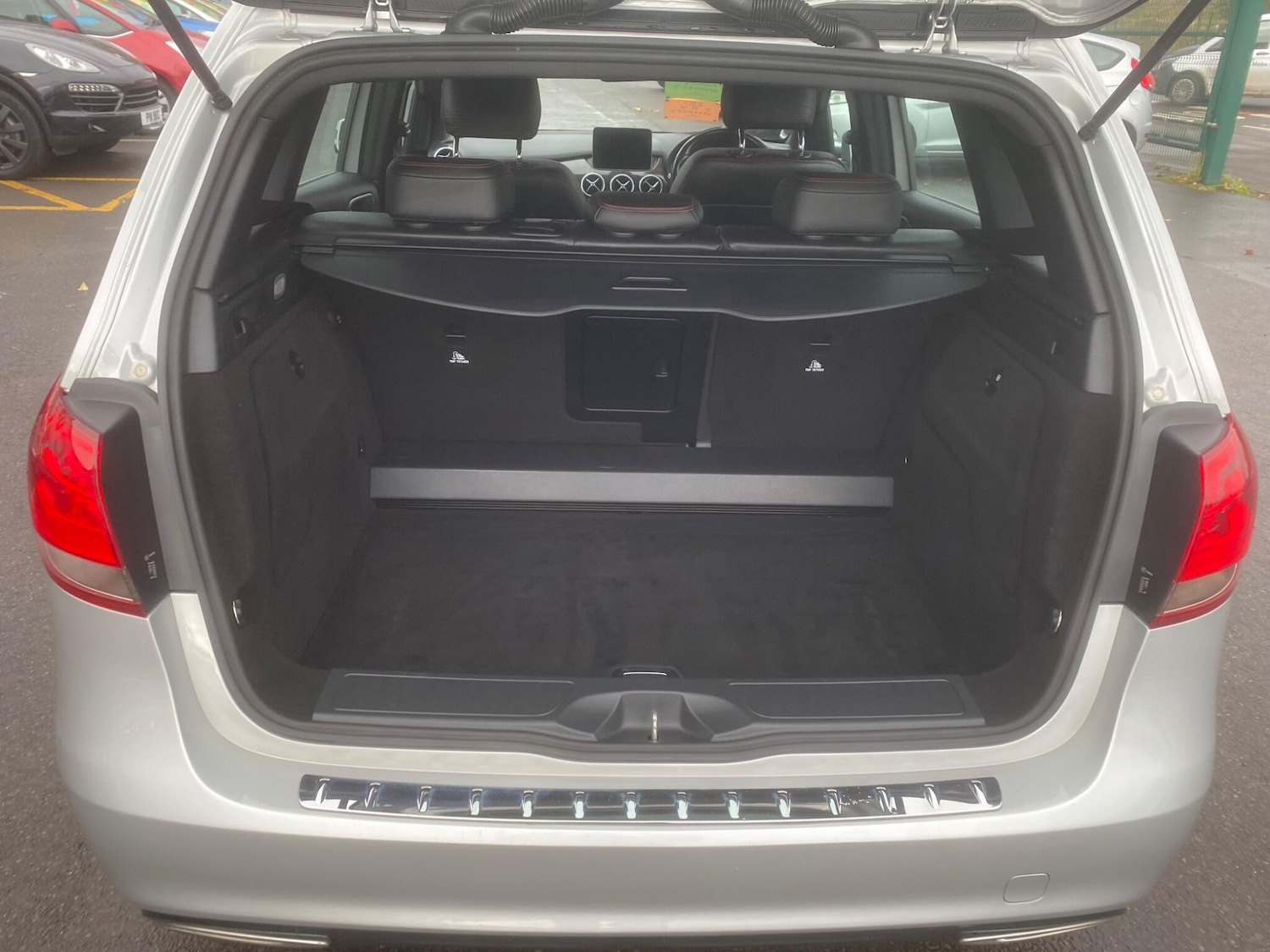 Used Mercedes-Benz B Class 2016 for sale - 76727104: Photo 29