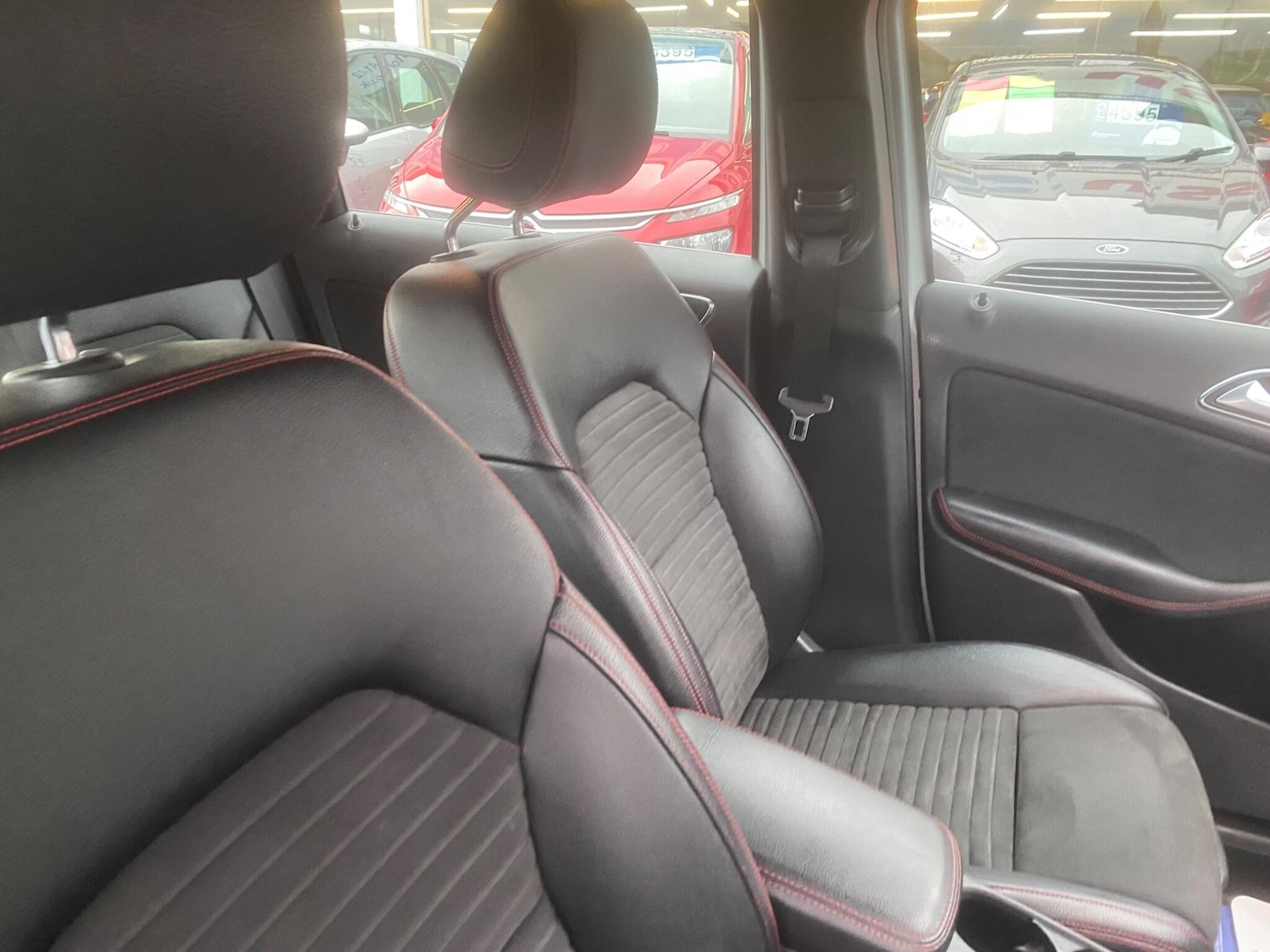 Used Mercedes-Benz B Class 2016 for sale - 76727104: Photo 64