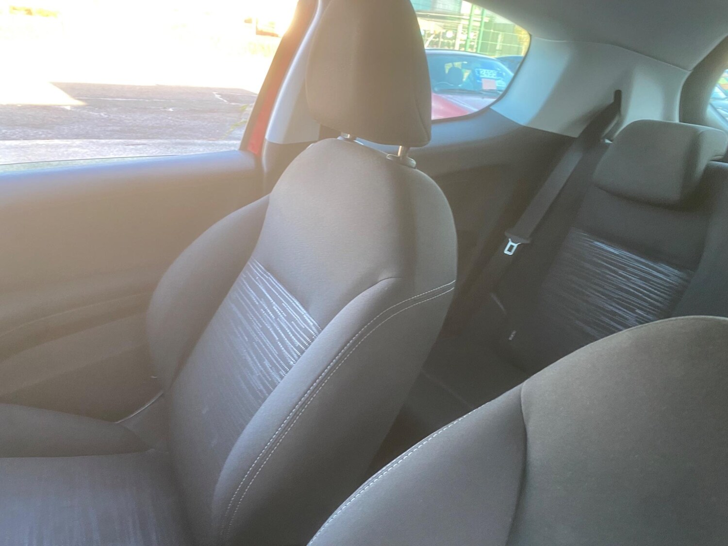 Used Peugeot 208 2016 for sale - 76551030: Photo 15