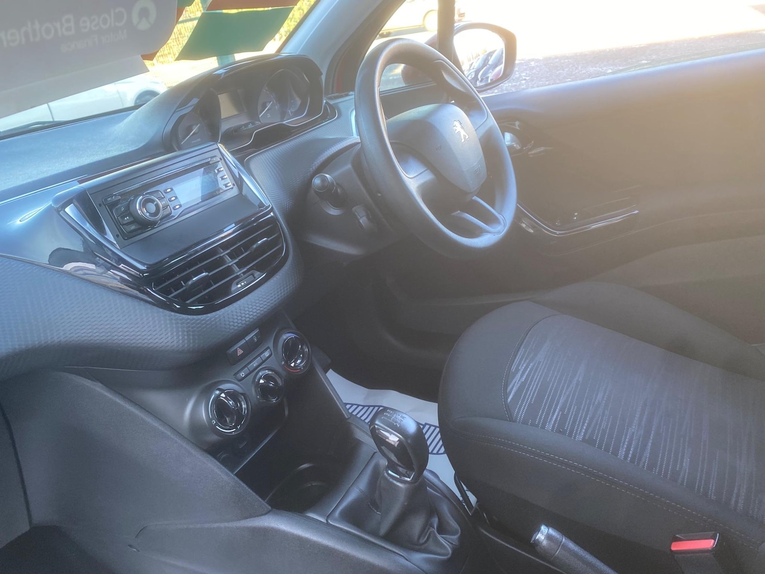 Used Peugeot 208 2016 for sale - 76551030: Photo 23